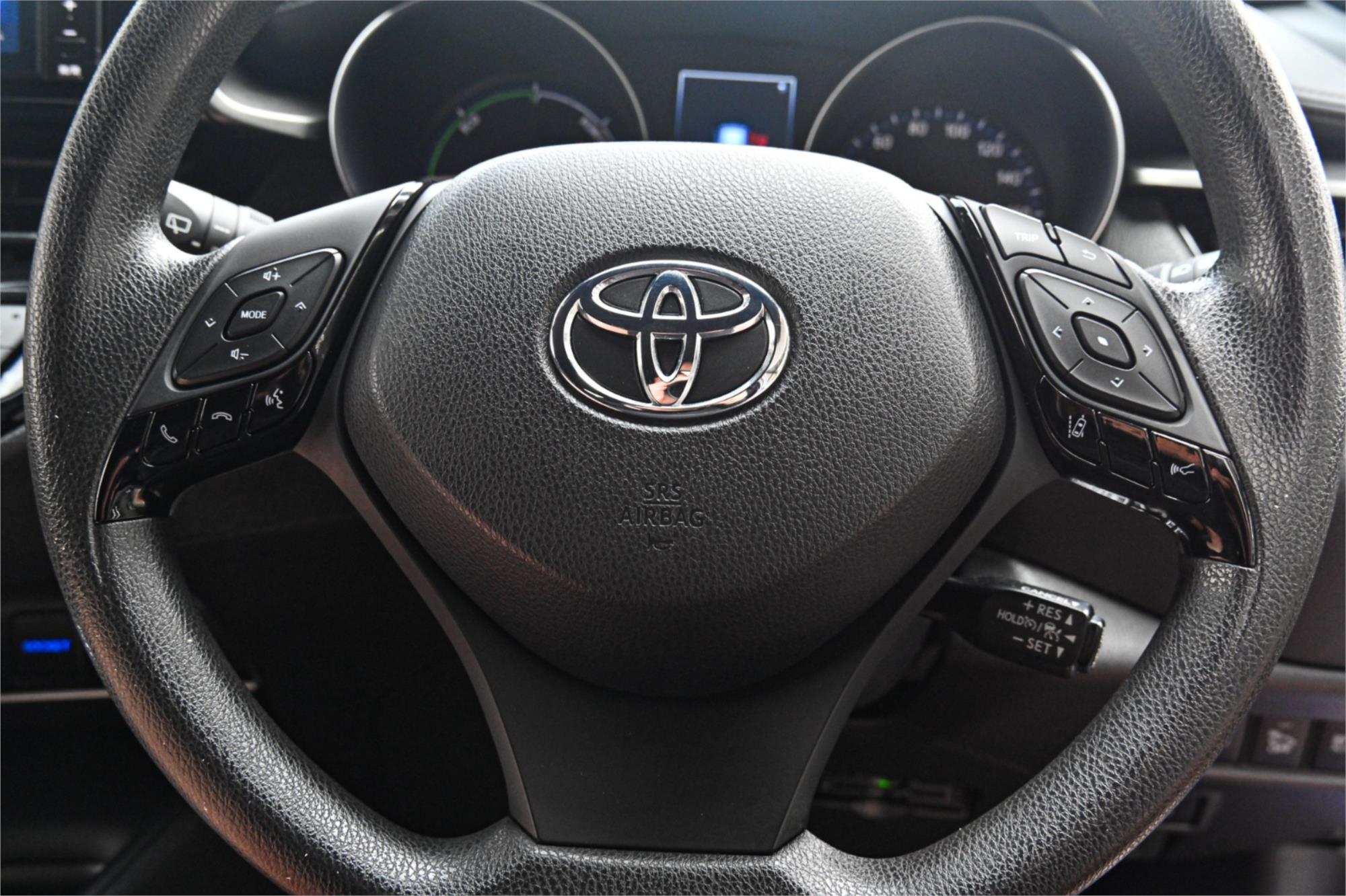 2018 TOYOTA C-HR HYBRID AUTOMATIC WAGON