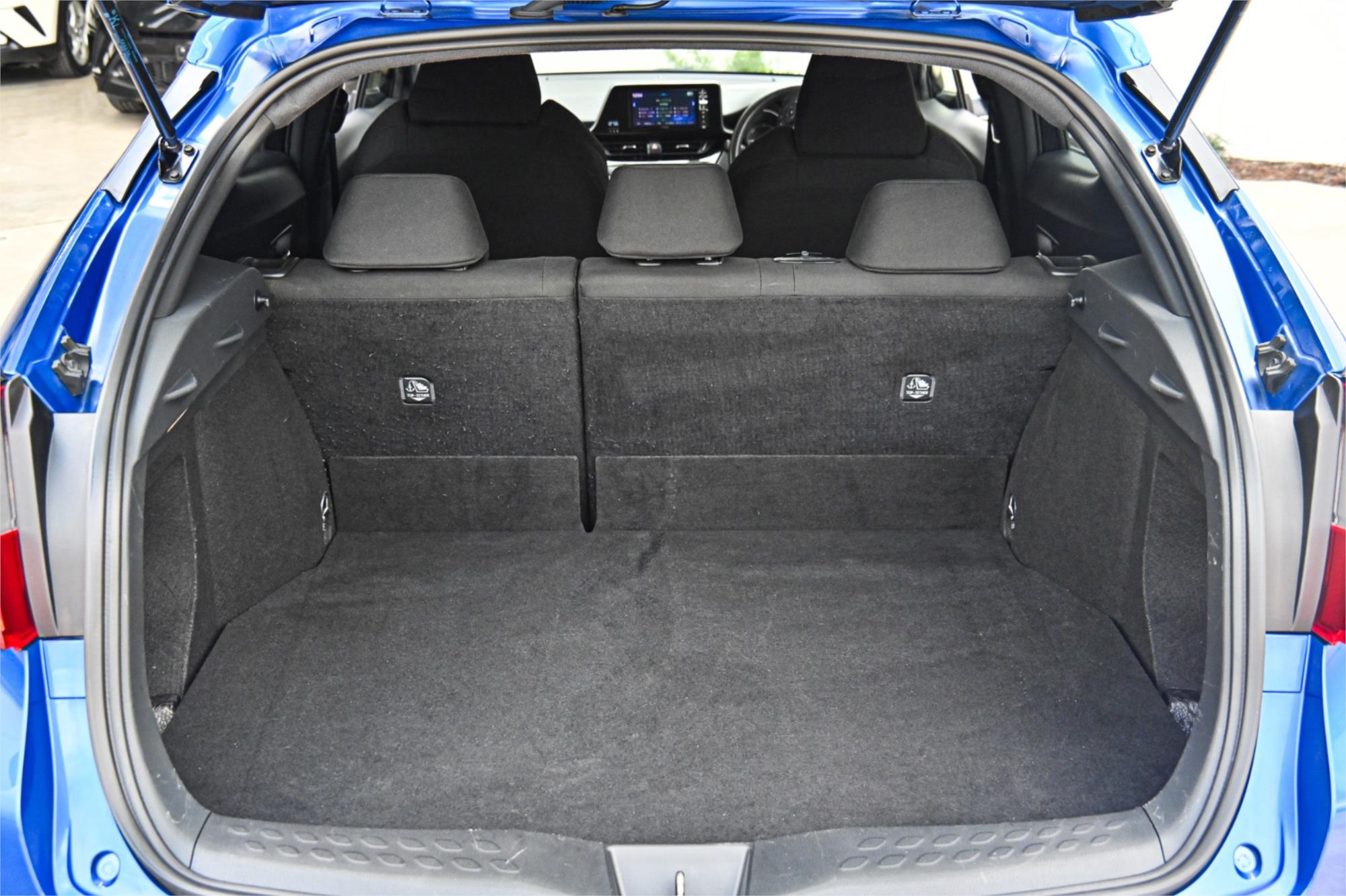 2018 TOYOTA C-HR HYBRID AUTOMATIC WAGON