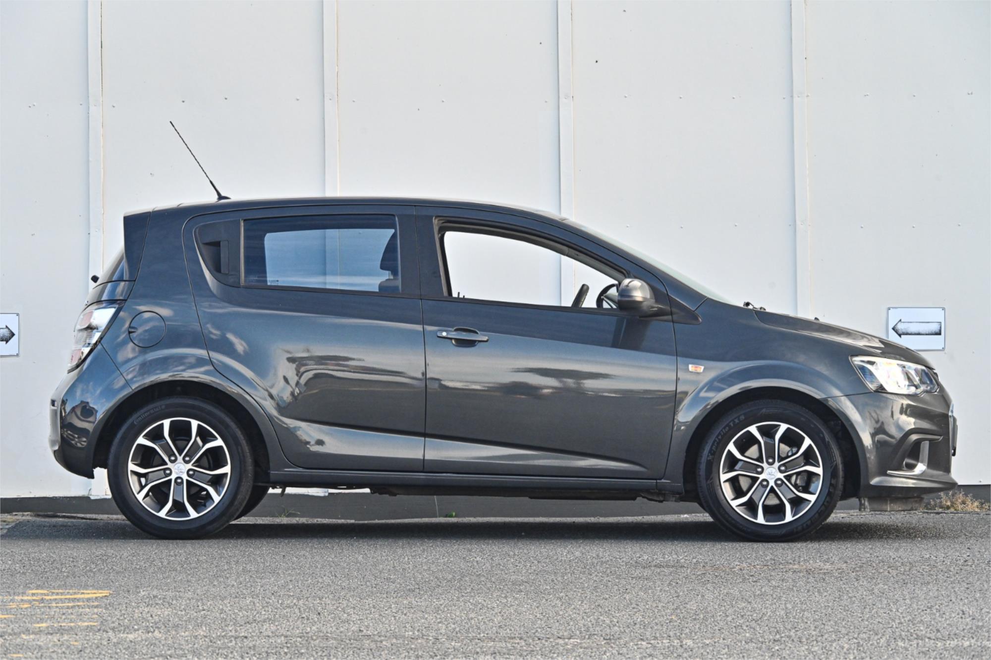 2016 HOLDEN BARINA TM MY17 LS 6 SP AUTOMATIC 5D HATCHBACK