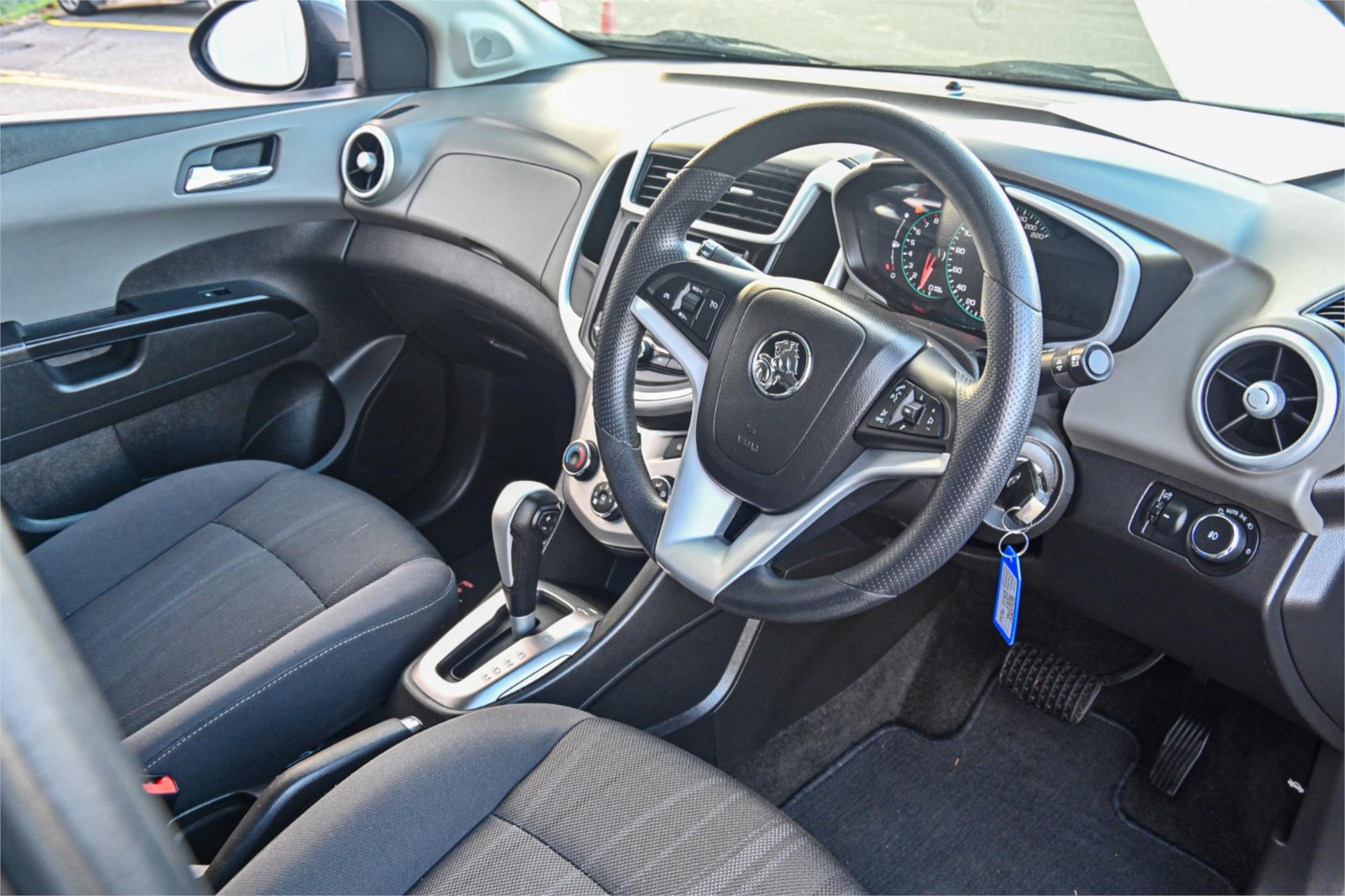 2016 HOLDEN BARINA TM MY17 LS 6 SP AUTOMATIC 5D HATCHBACK