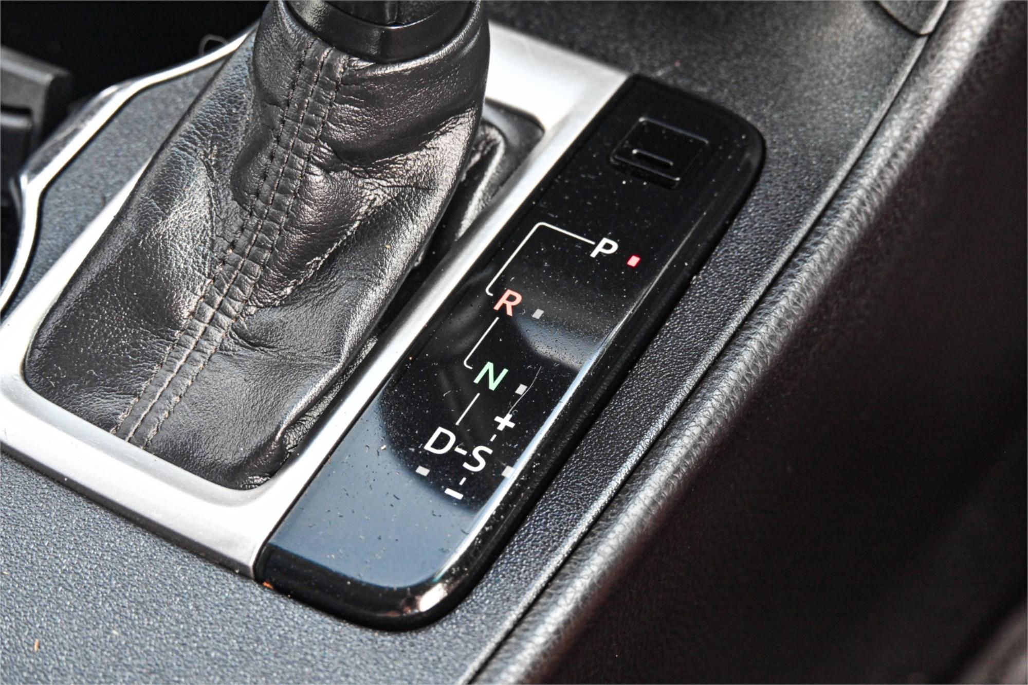 2014 TOYOTA KLUGER GSU50R GRANDE (4x2) 6 SP AUTOMATIC 4D WAGON