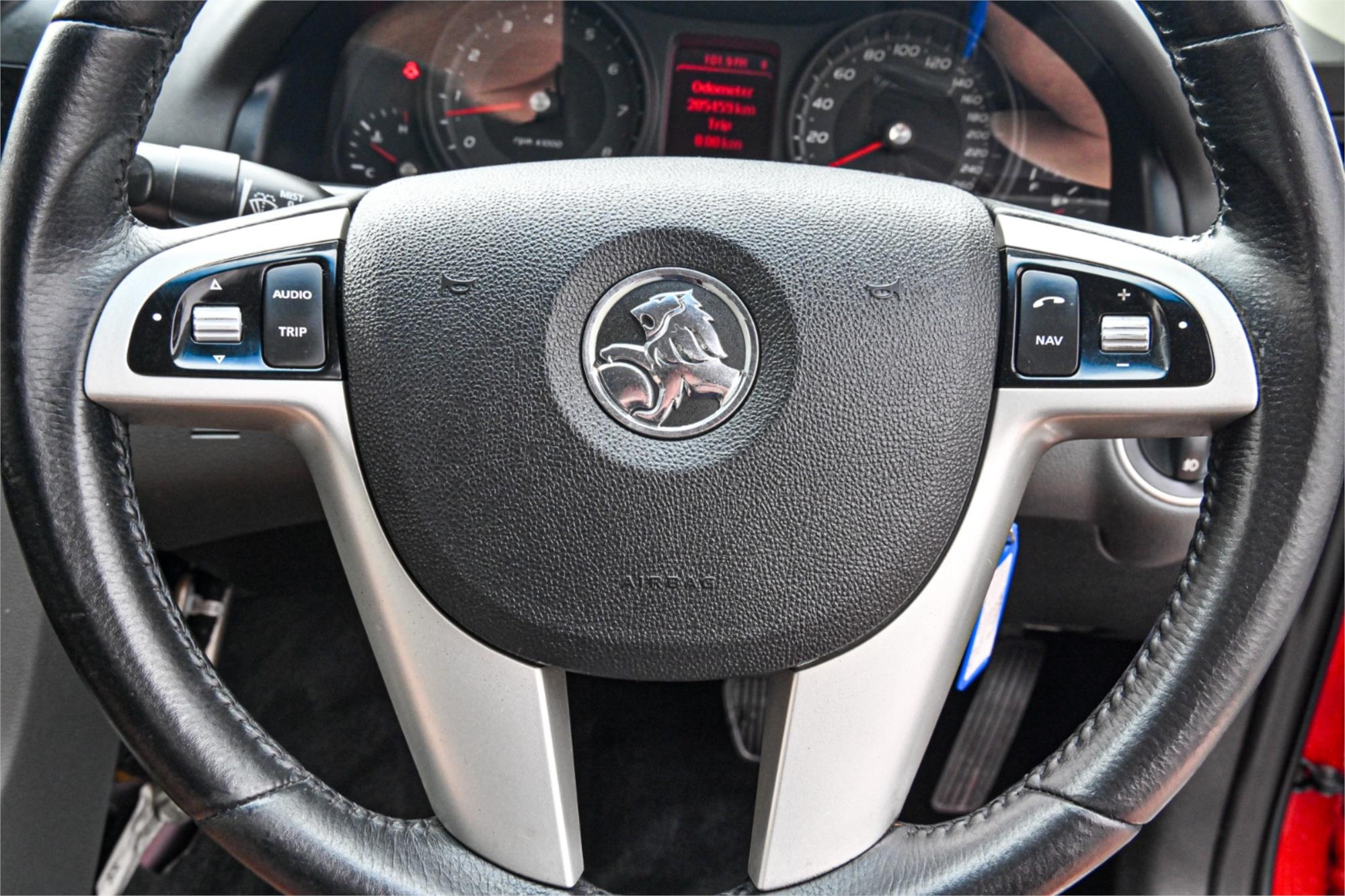 2011 HOLDEN COMMODORE VE II MY12 SV6 6 SP AUTOMATIC 4D SPORTWAGON