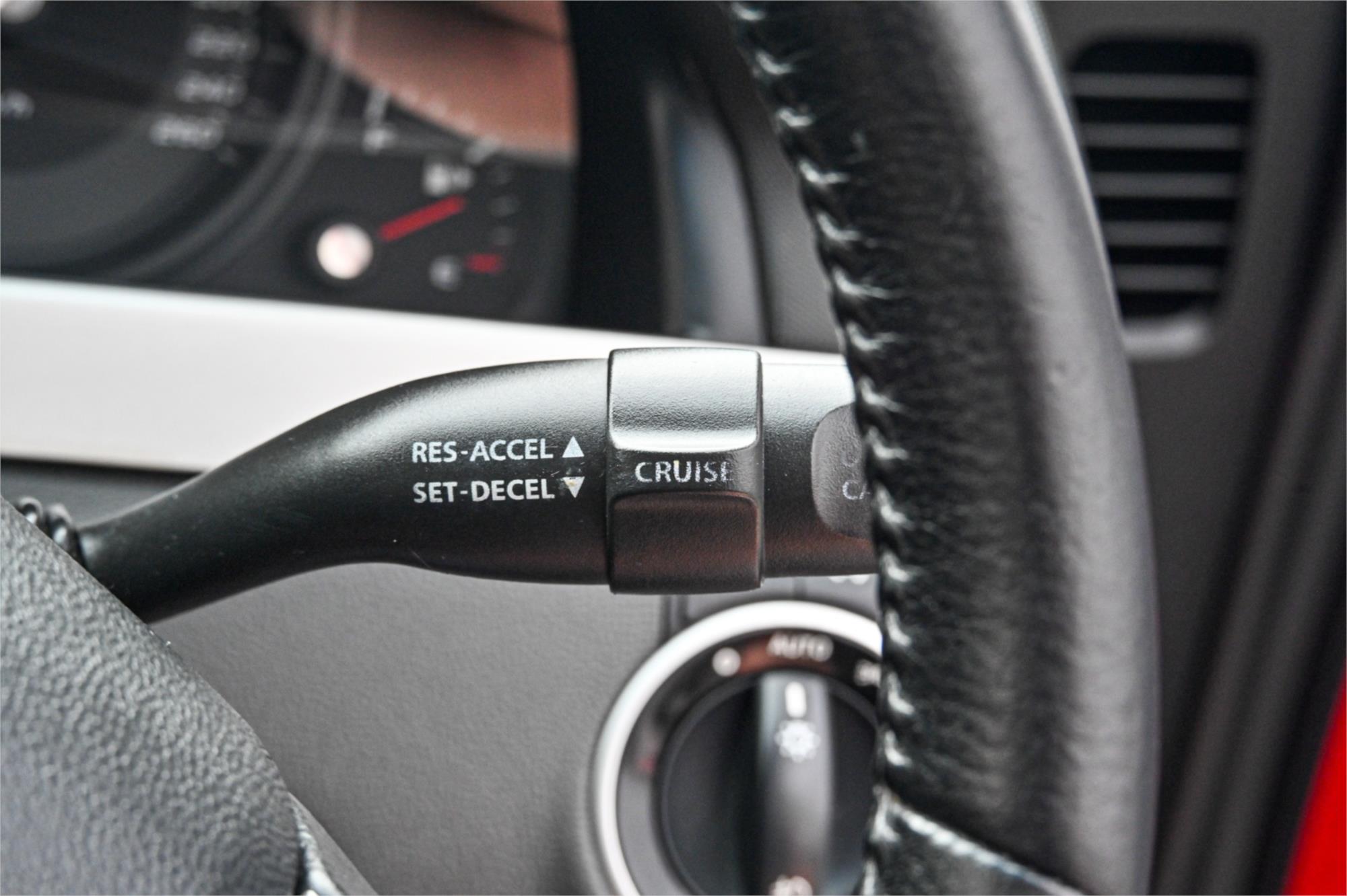 2011 HOLDEN COMMODORE VE II MY12 SV6 6 SP AUTOMATIC 4D SPORTWAGON