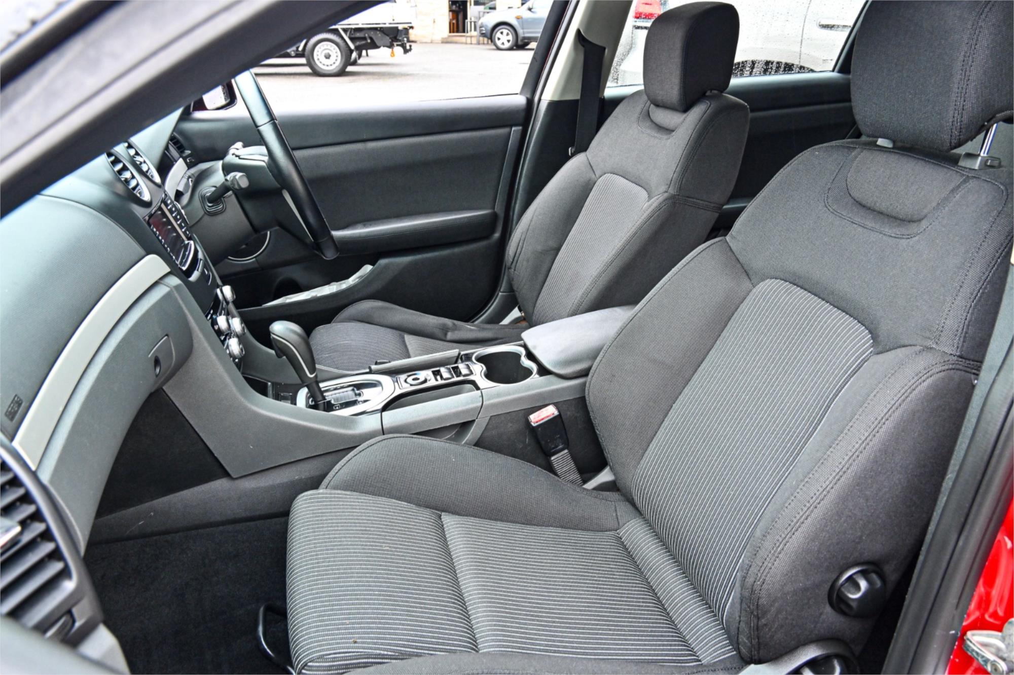 2011 HOLDEN COMMODORE VE II MY12 SV6 6 SP AUTOMATIC 4D SPORTWAGON