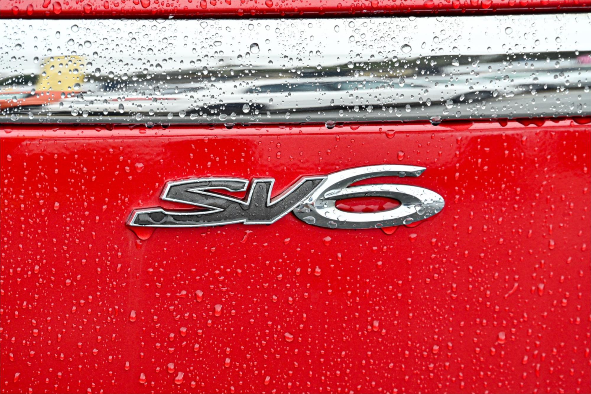 2011 HOLDEN COMMODORE VE II MY12 SV6 6 SP AUTOMATIC 4D SPORTWAGON
