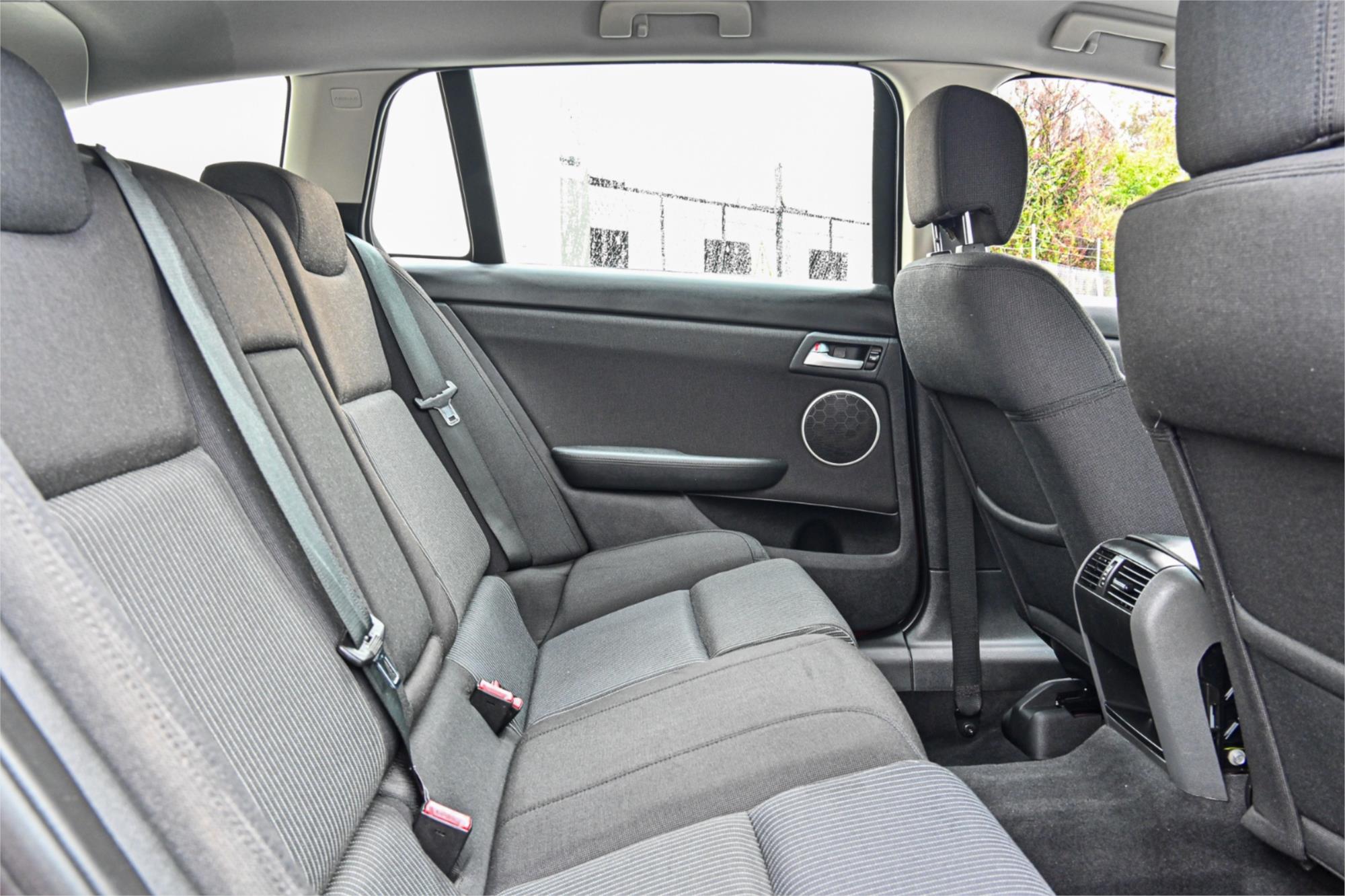 2011 HOLDEN COMMODORE VE II MY12 SV6 6 SP AUTOMATIC 4D SPORTWAGON