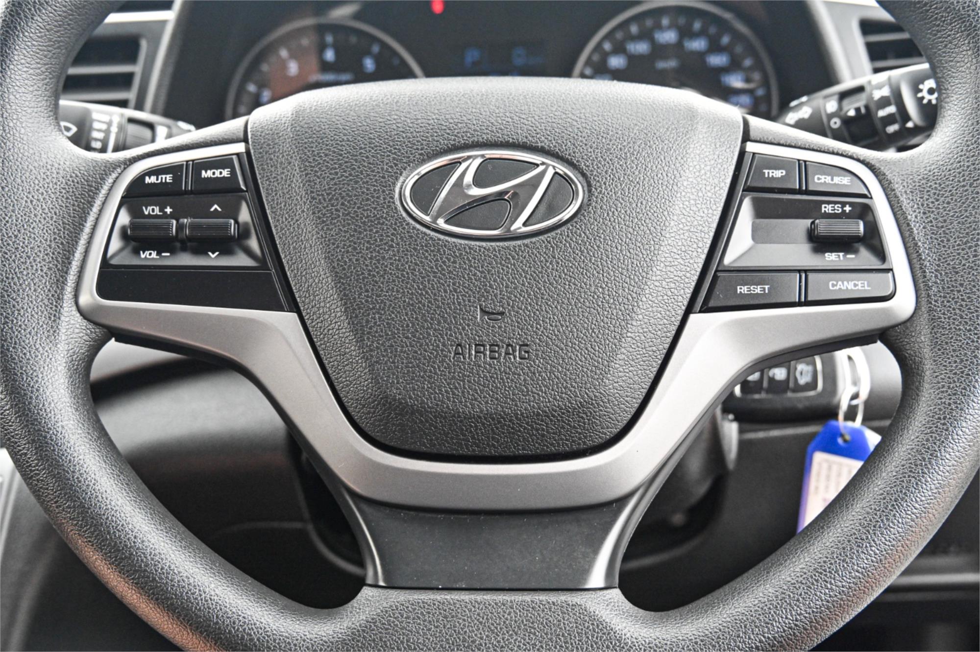 2015 HYUNDAI ELANTRA MD SERIES 2 (MD3) ACTIVE 6 SP AUTOMATIC 4D SEDAN