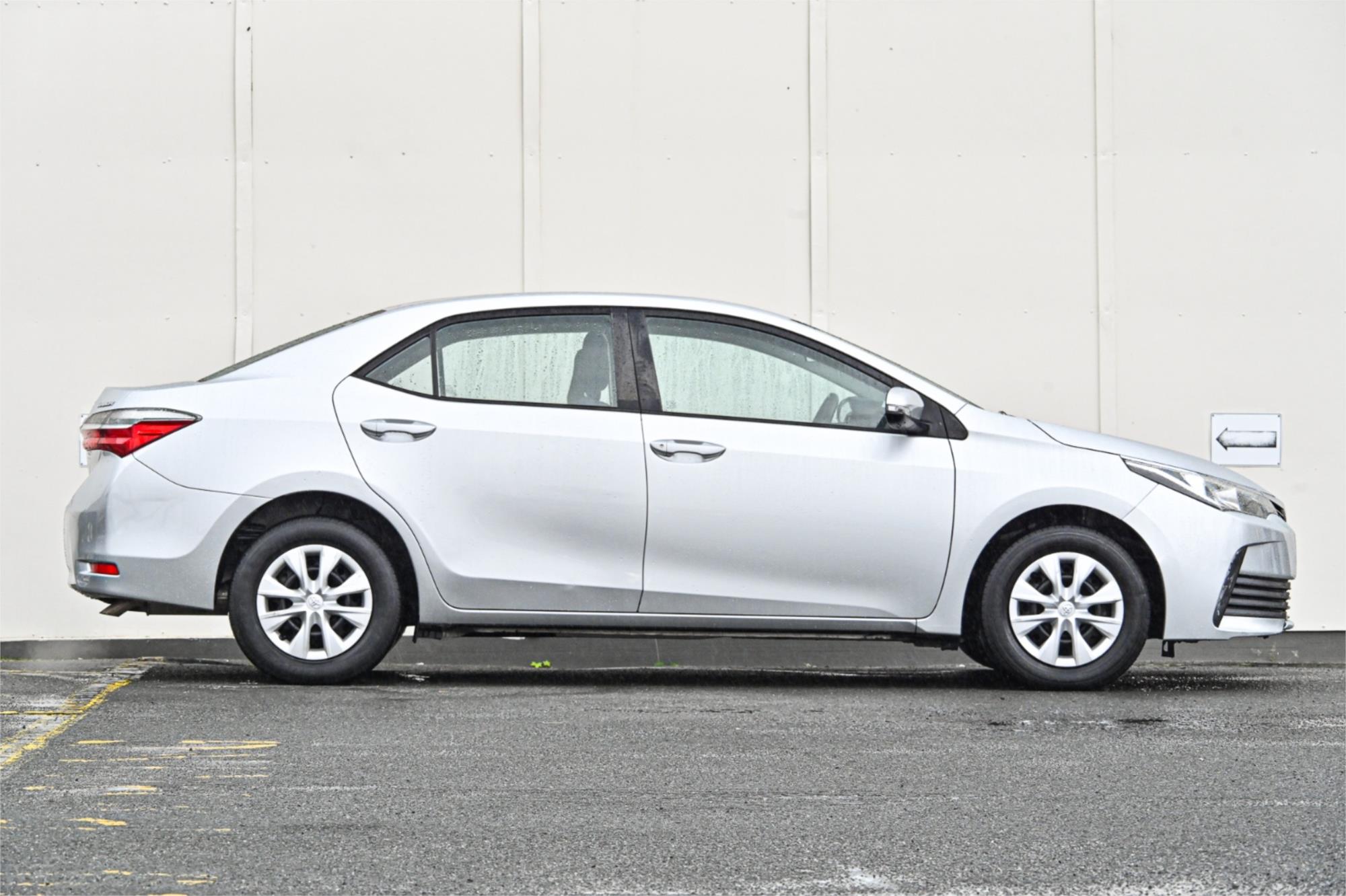 2017 TOYOTA COROLLA ZRE172R ASCENT CVT AUTO 7 SP SEQUENTIAL 4D SEDAN
