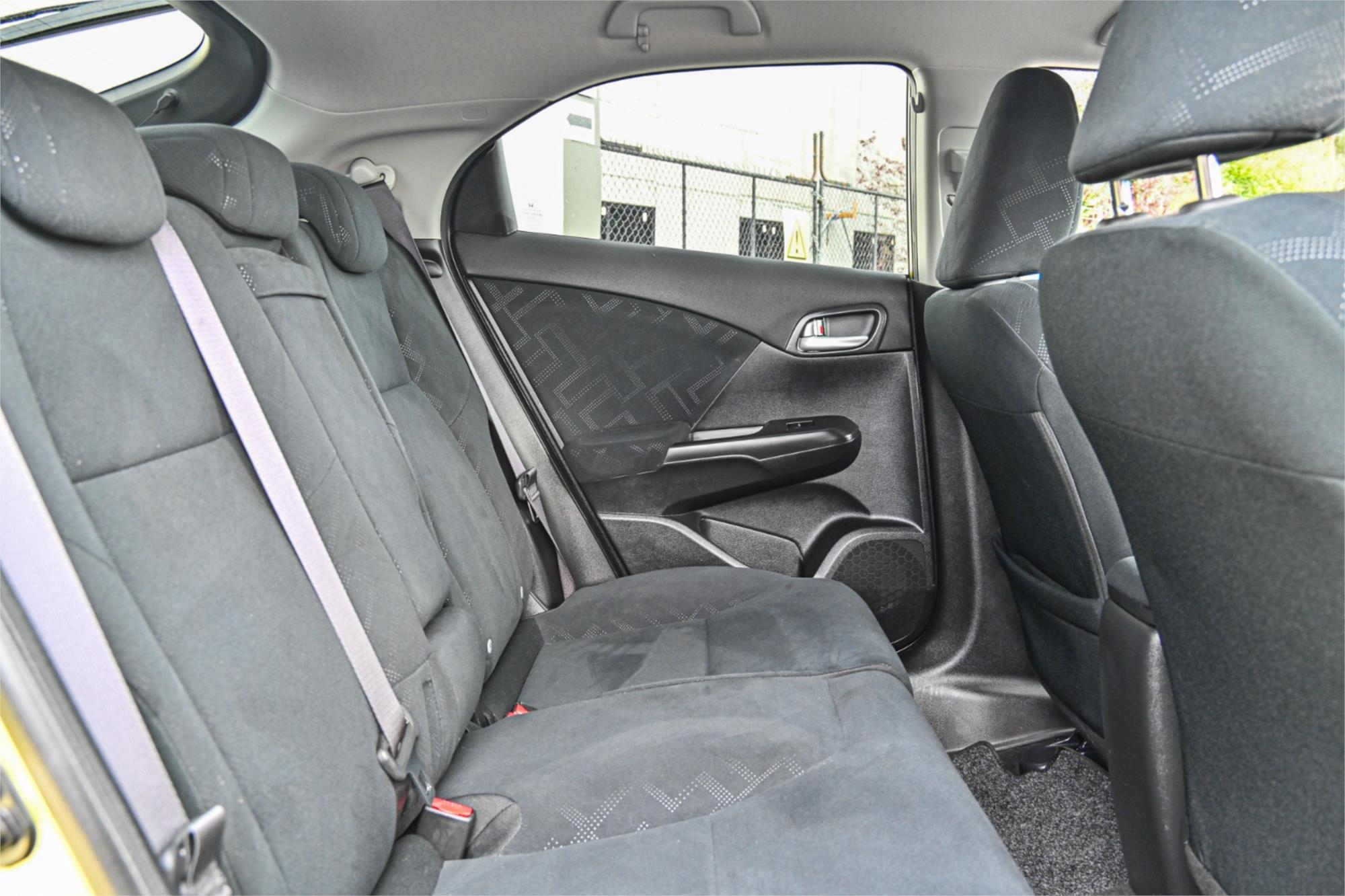 2013 HONDA CIVIC FK MY13 VTi-L 5 SP AUTOMATIC 5D HATCHBACK