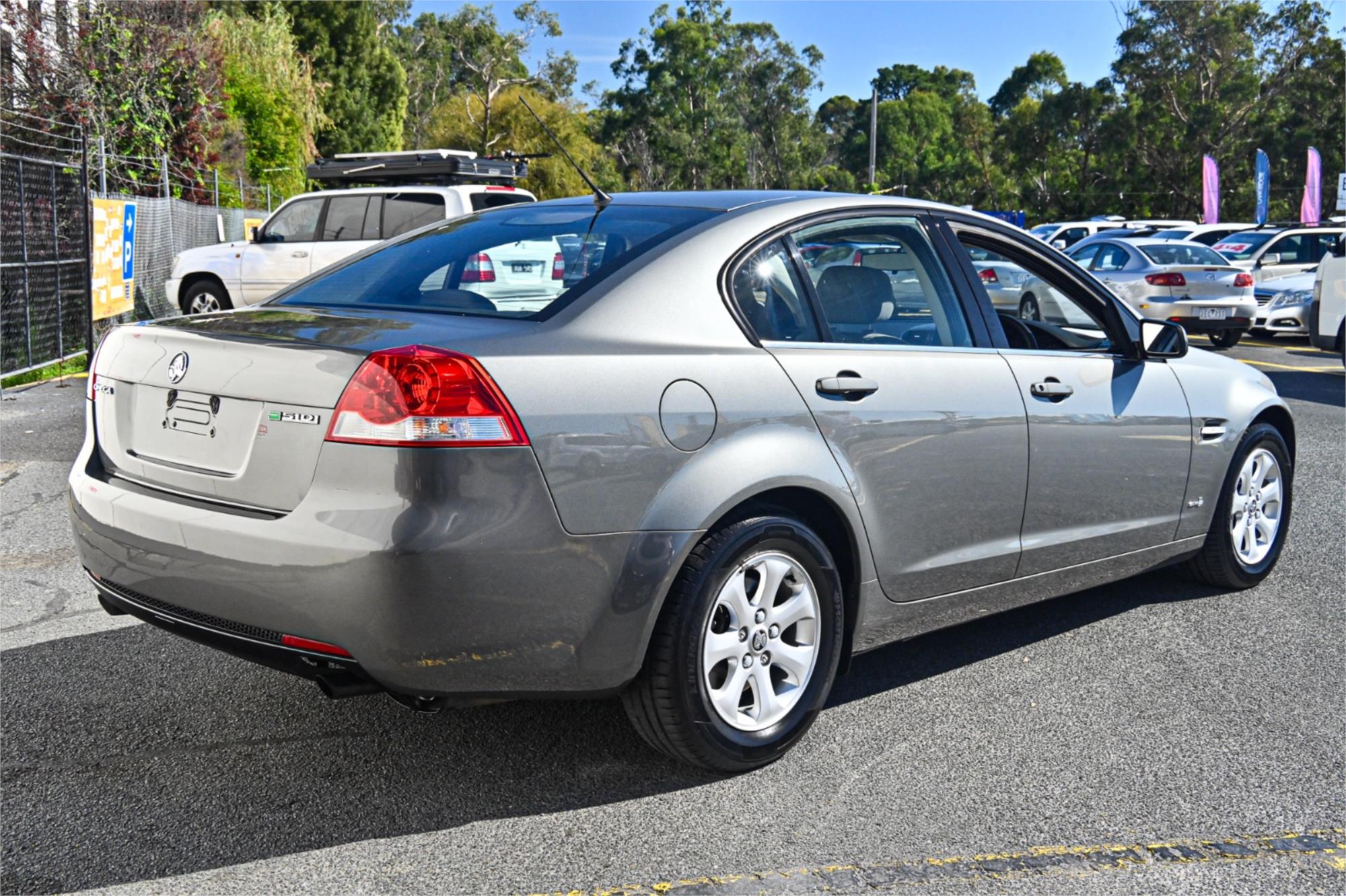 2012 HOLDEN COMMODORE VE II MY12 OMEGA 6 SP AUTOMATIC 4D SEDAN