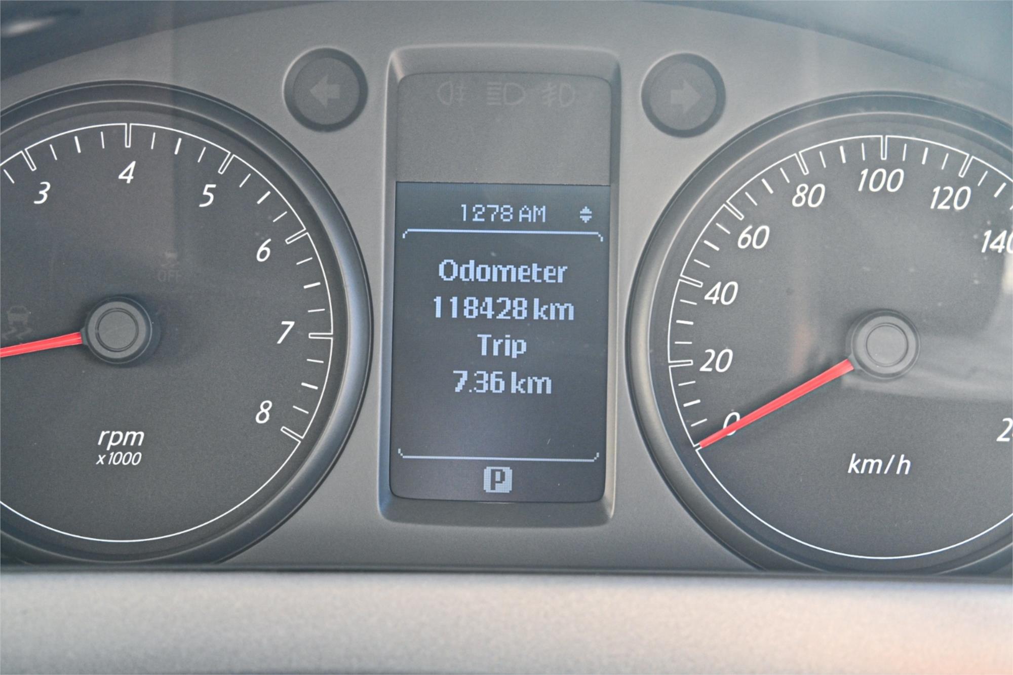 2012 HOLDEN COMMODORE VE II MY12 OMEGA 6 SP AUTOMATIC 4D SEDAN