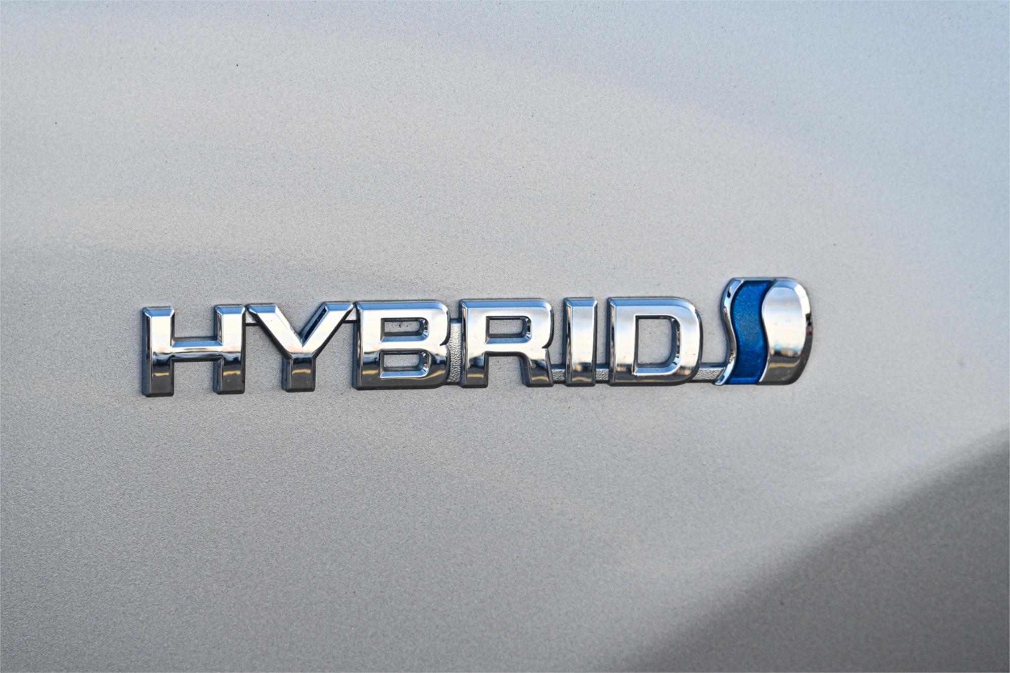 2016 TOYOTA PRIUS-C NHP10R MY15 HYBRID CONTINUOUS VARIABLE 5D HATCHBACK