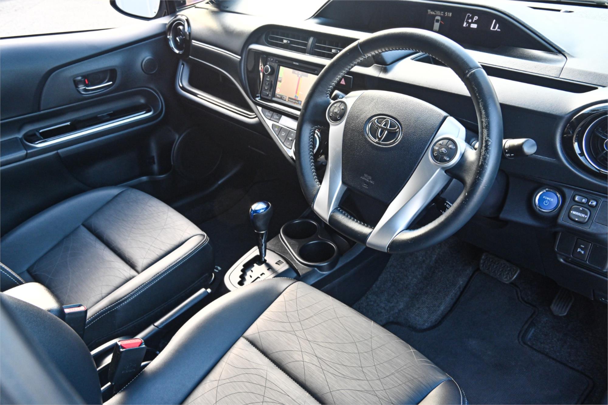 2016 TOYOTA PRIUS-C NHP10R MY15 HYBRID CONTINUOUS VARIABLE 5D HATCHBACK