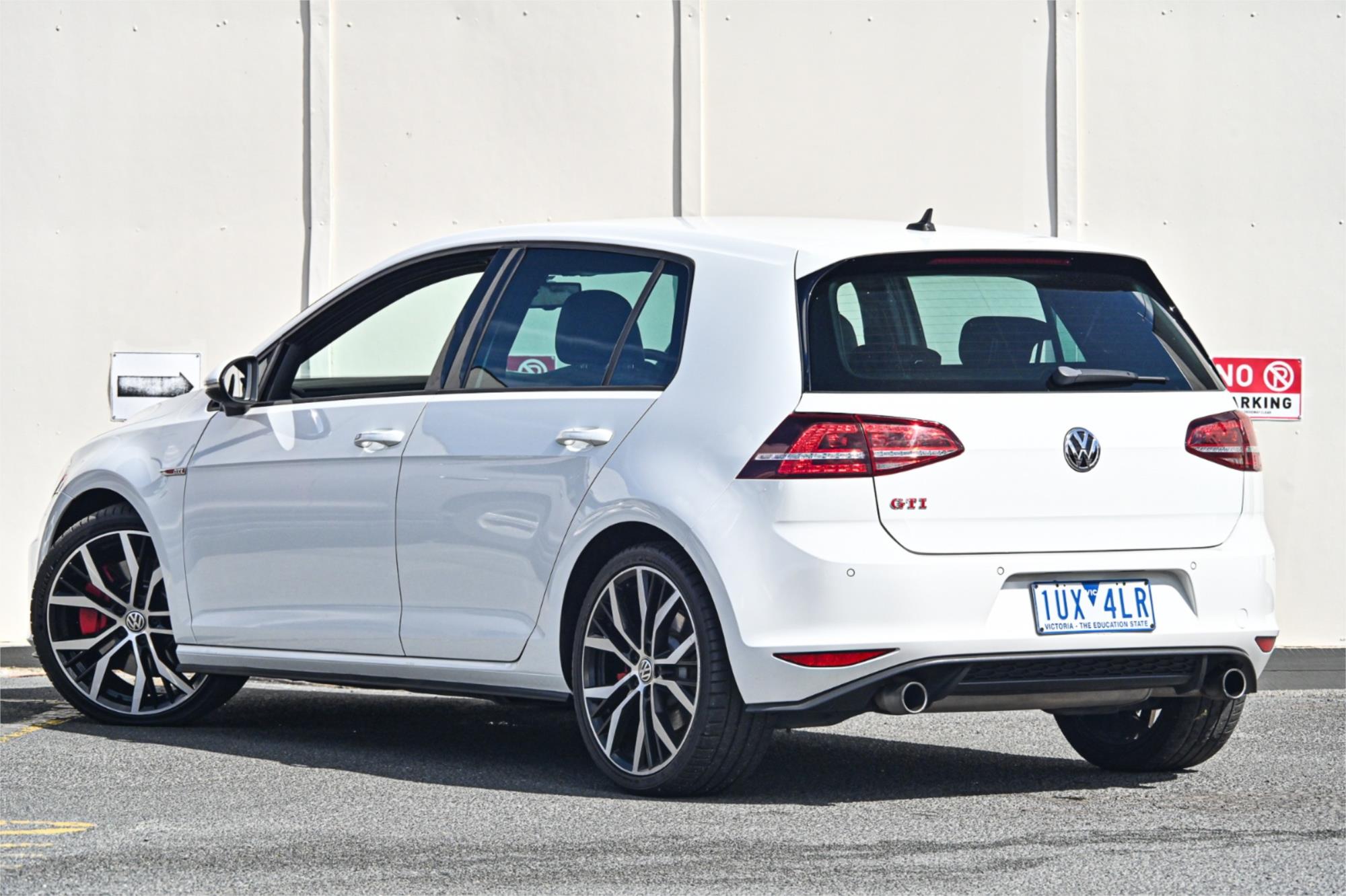 2014 VOLKSWAGEN GOLF AU MY14 GTI 6 SP AUTO DIRECT SHIFT 5D HATCHBACK