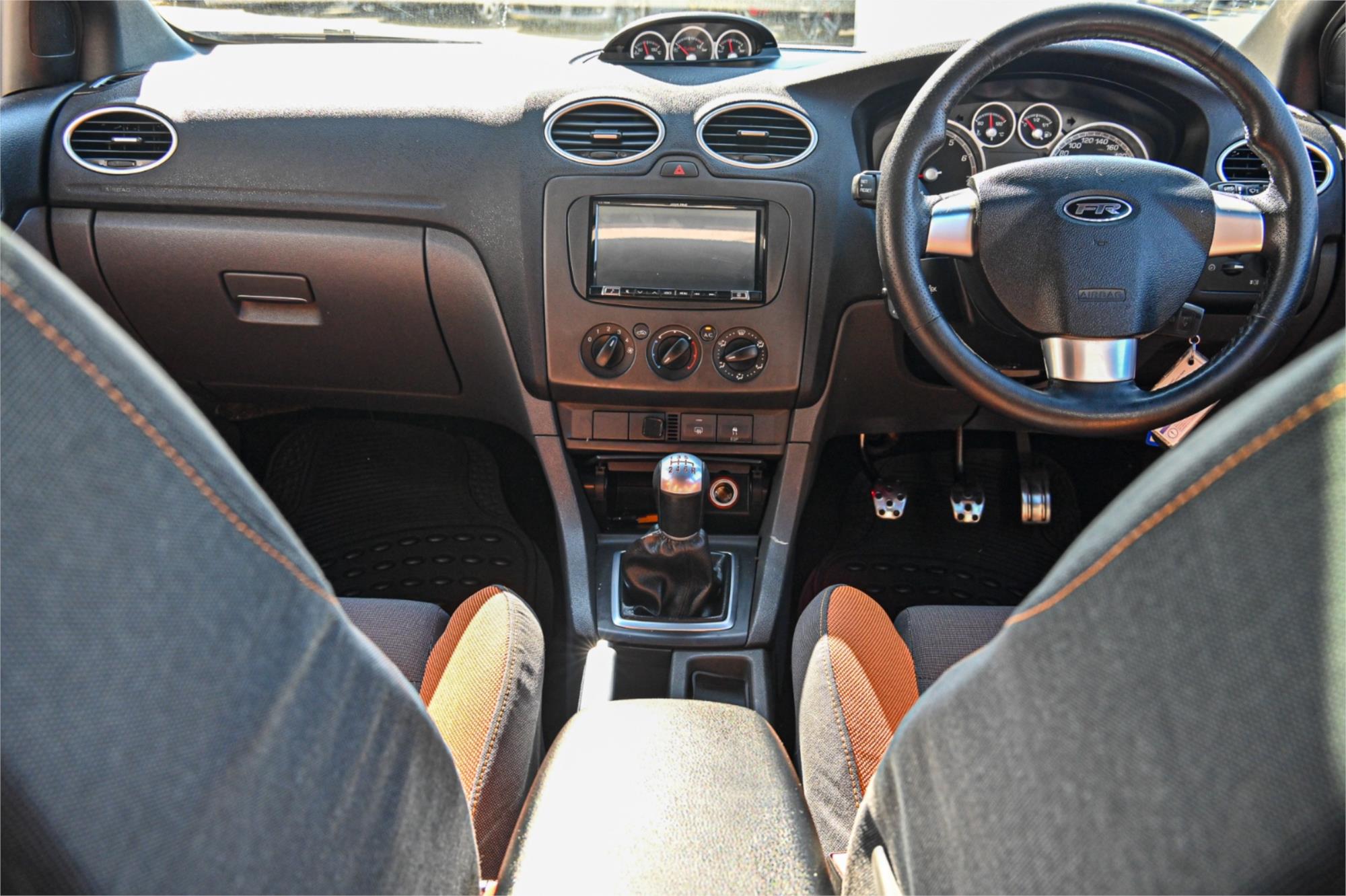 2007 FORD FOCUS LT XR5 TURBO 6 SP MANUAL 5D HATCHBACK