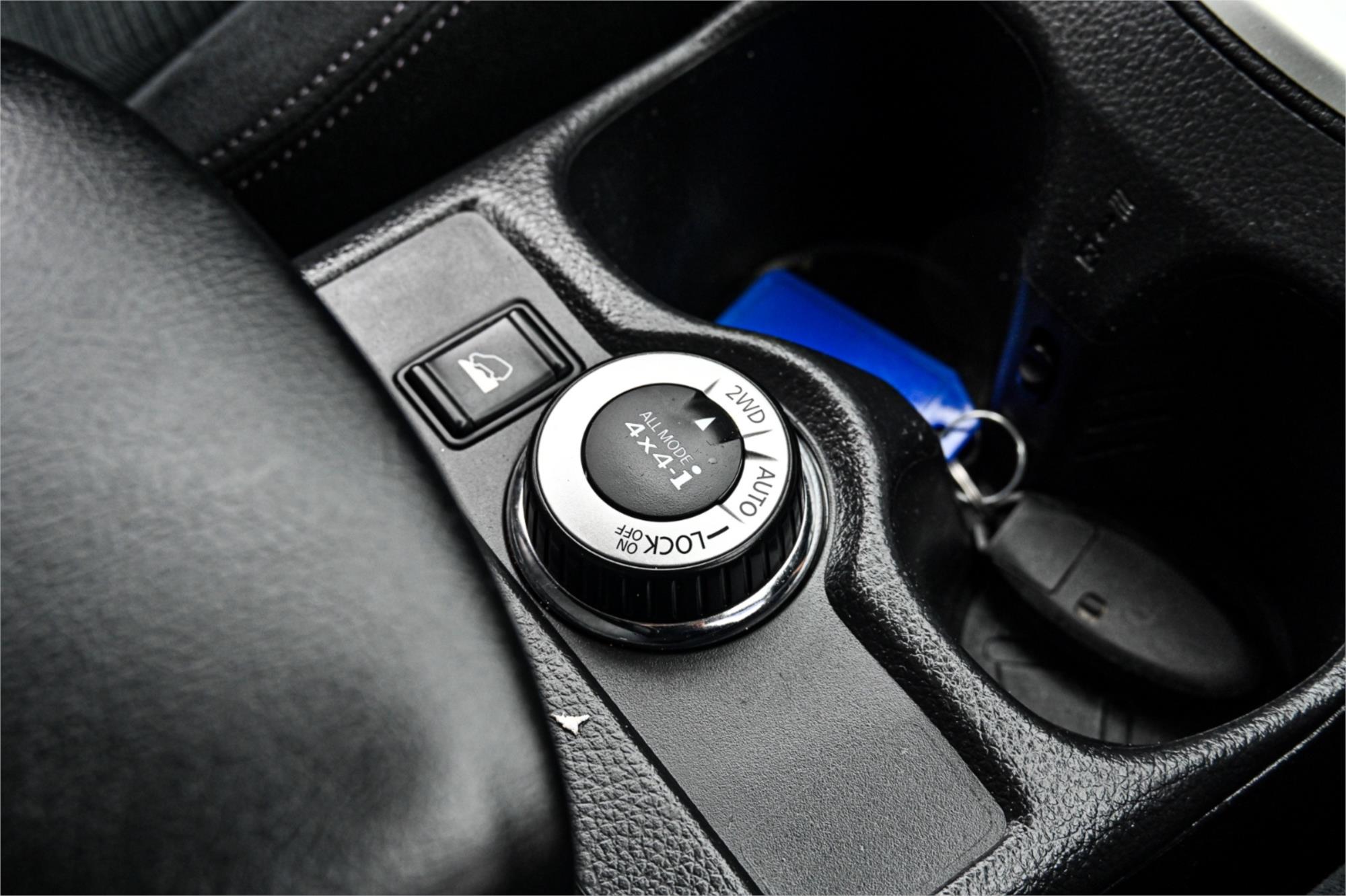 2015 NISSAN X-TRAIL T32 ST (4x4) CONTINUOUS VARIABLE 4D WAGON