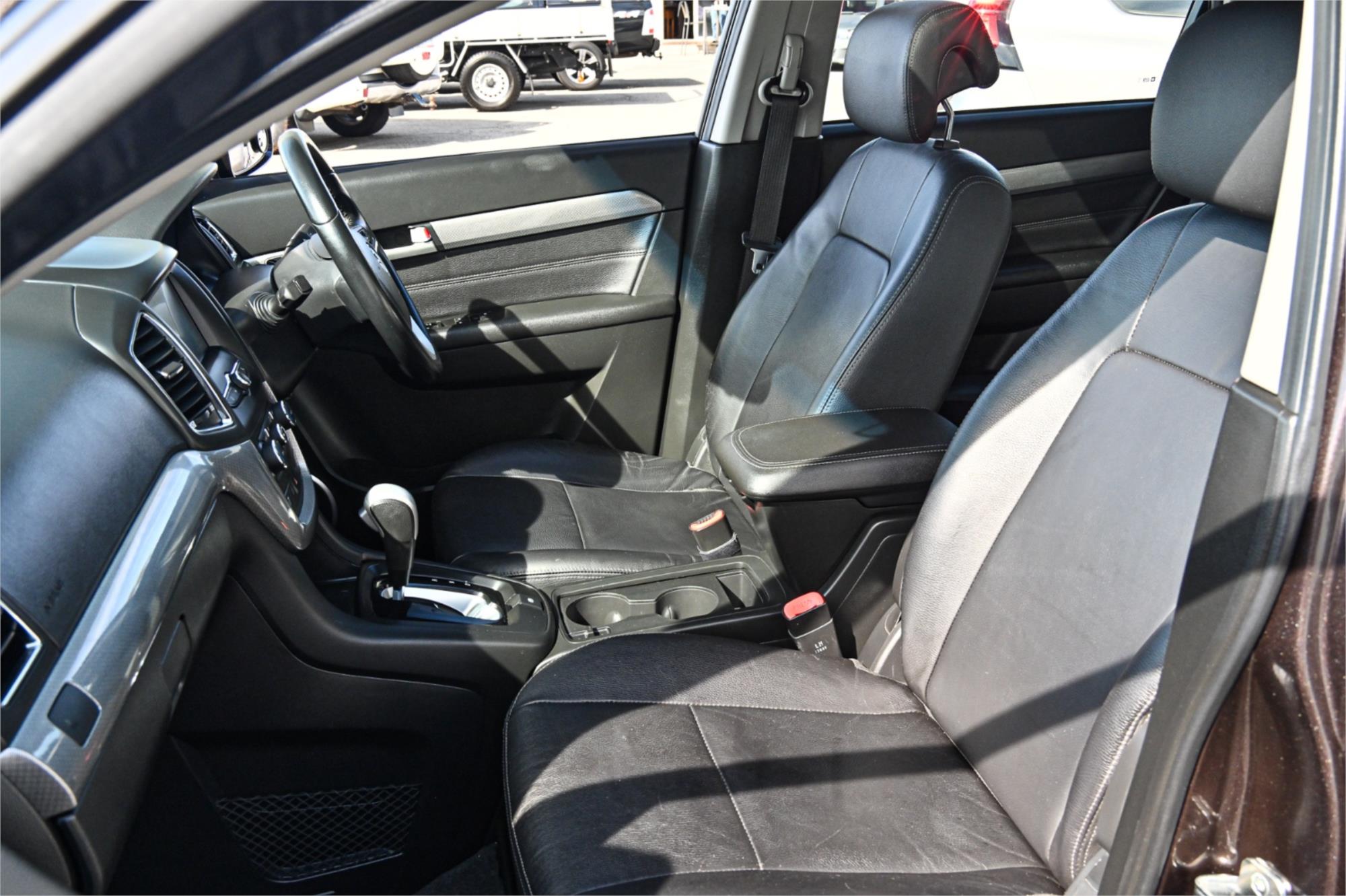 2017 HOLDEN CAPTIVA CG MY17 ACTIVE 7 SEATER 6 SP AUTOMATIC 4D WAGON