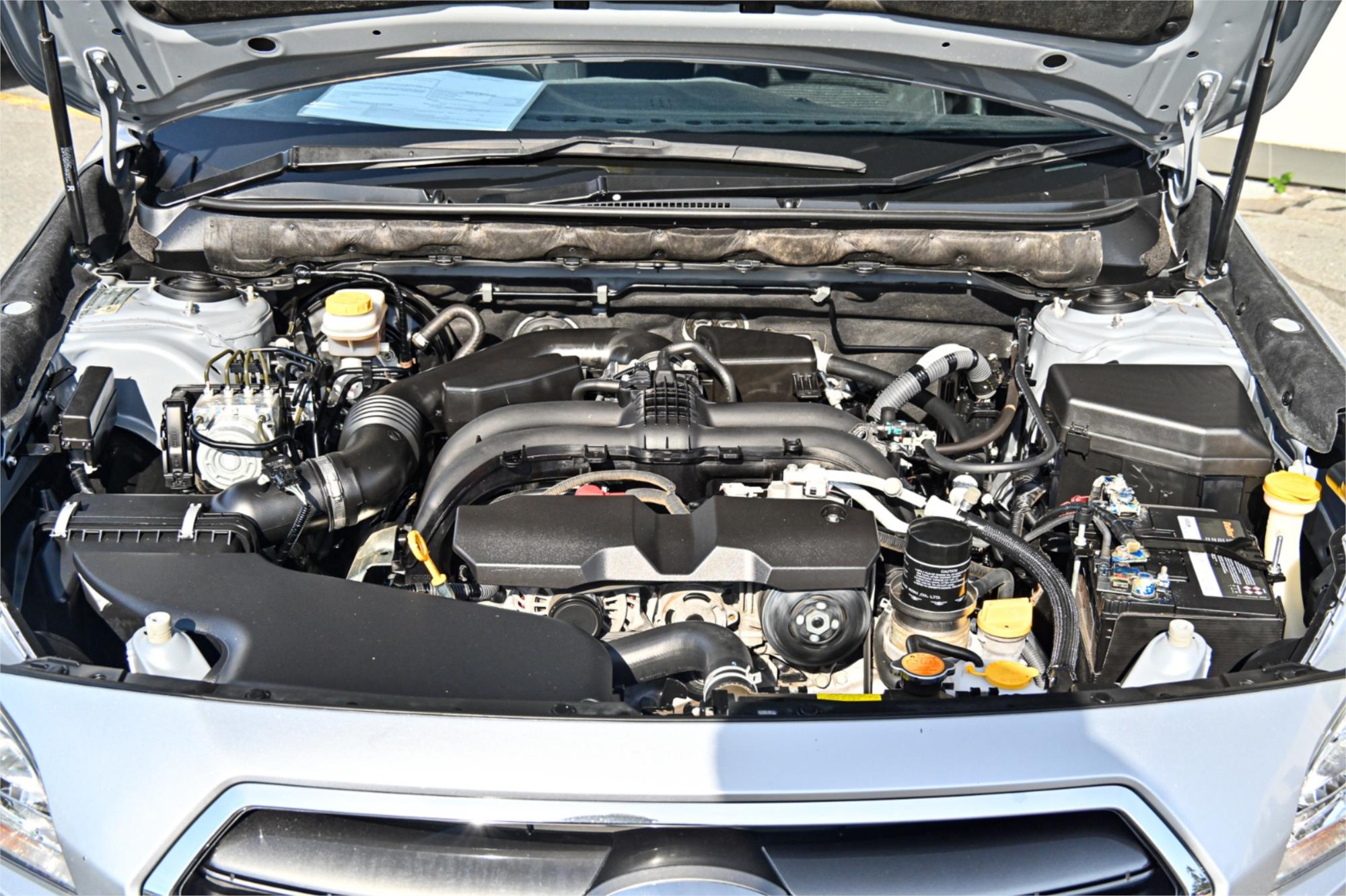 2015 SUBARU LIBERTY MY14 2.5i CONTINUOUS VARIABLE 4D SEDAN