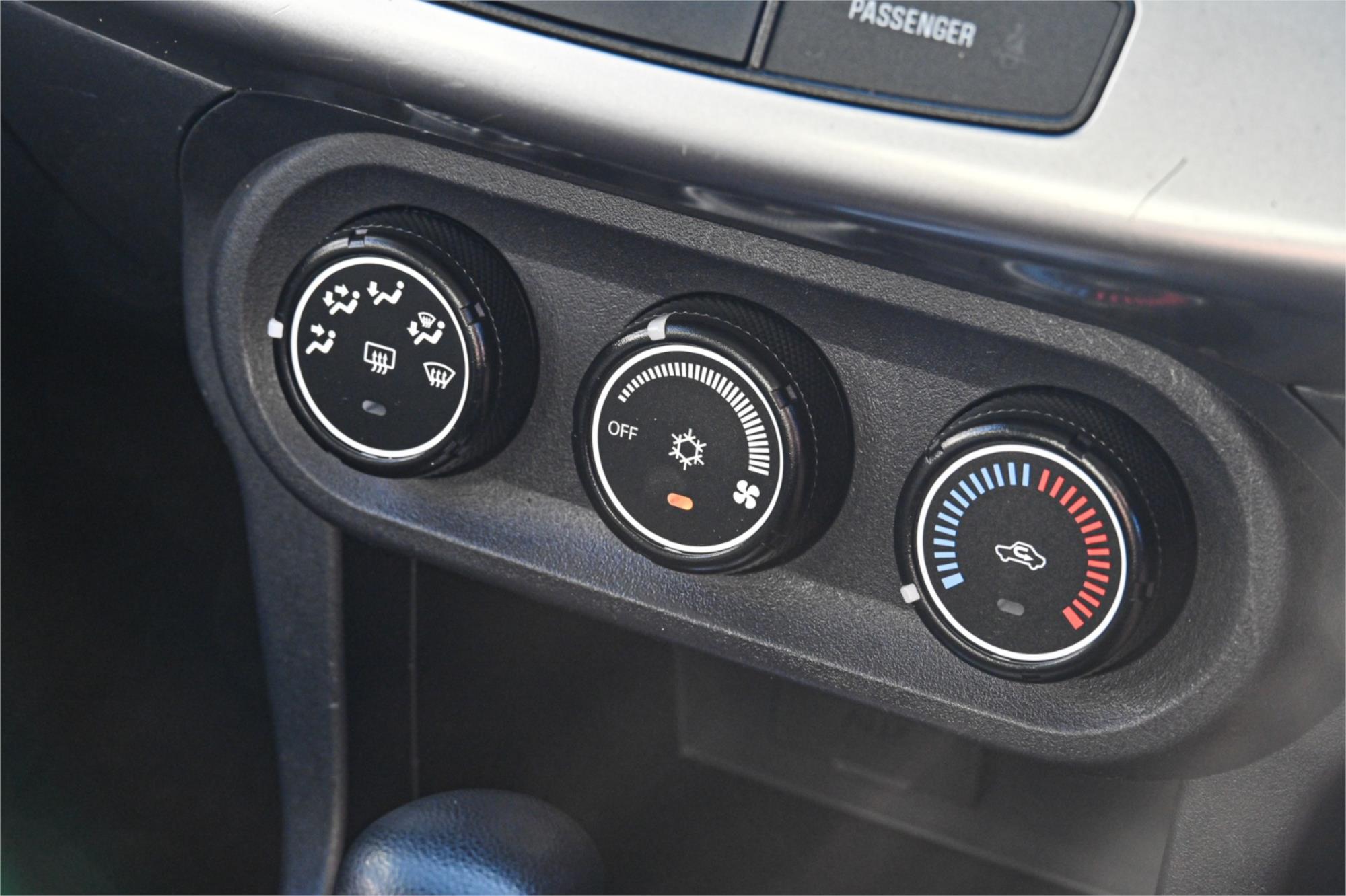 2009 MITSUBISHI LANCER CJ MY09 ES CVT AUTO 6 SP SEQUENTIAL 4D SEDAN