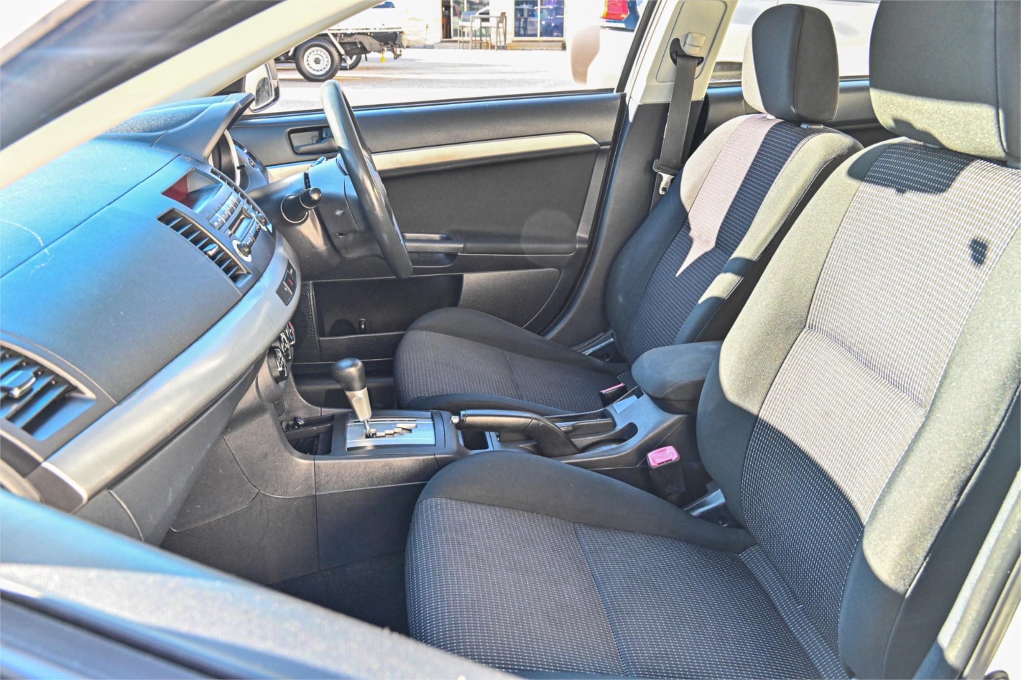2009 MITSUBISHI LANCER CJ MY09 ES CVT AUTO 6 SP SEQUENTIAL 4D SEDAN