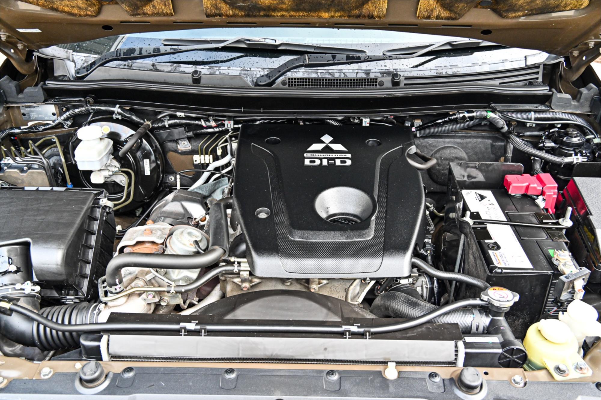 2015 MITSUBISHI PAJERO SPORT QE GLS (4x4) 8 SP AUTOMATIC 4D WAGON
