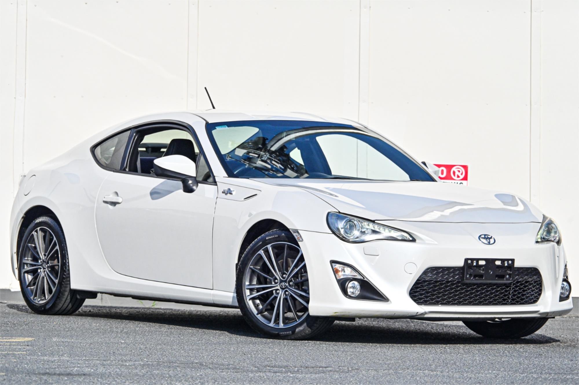 2013 TOYOTA 86 ZN6 GTS 6 SP AUTO SEQUENTIAL 2D COUPE