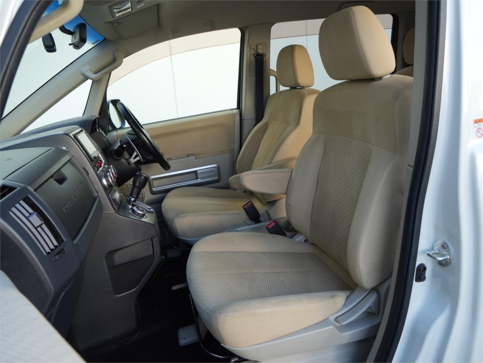 2012 MITSUBISHI DELICA CV5W D:5 CVT VAN