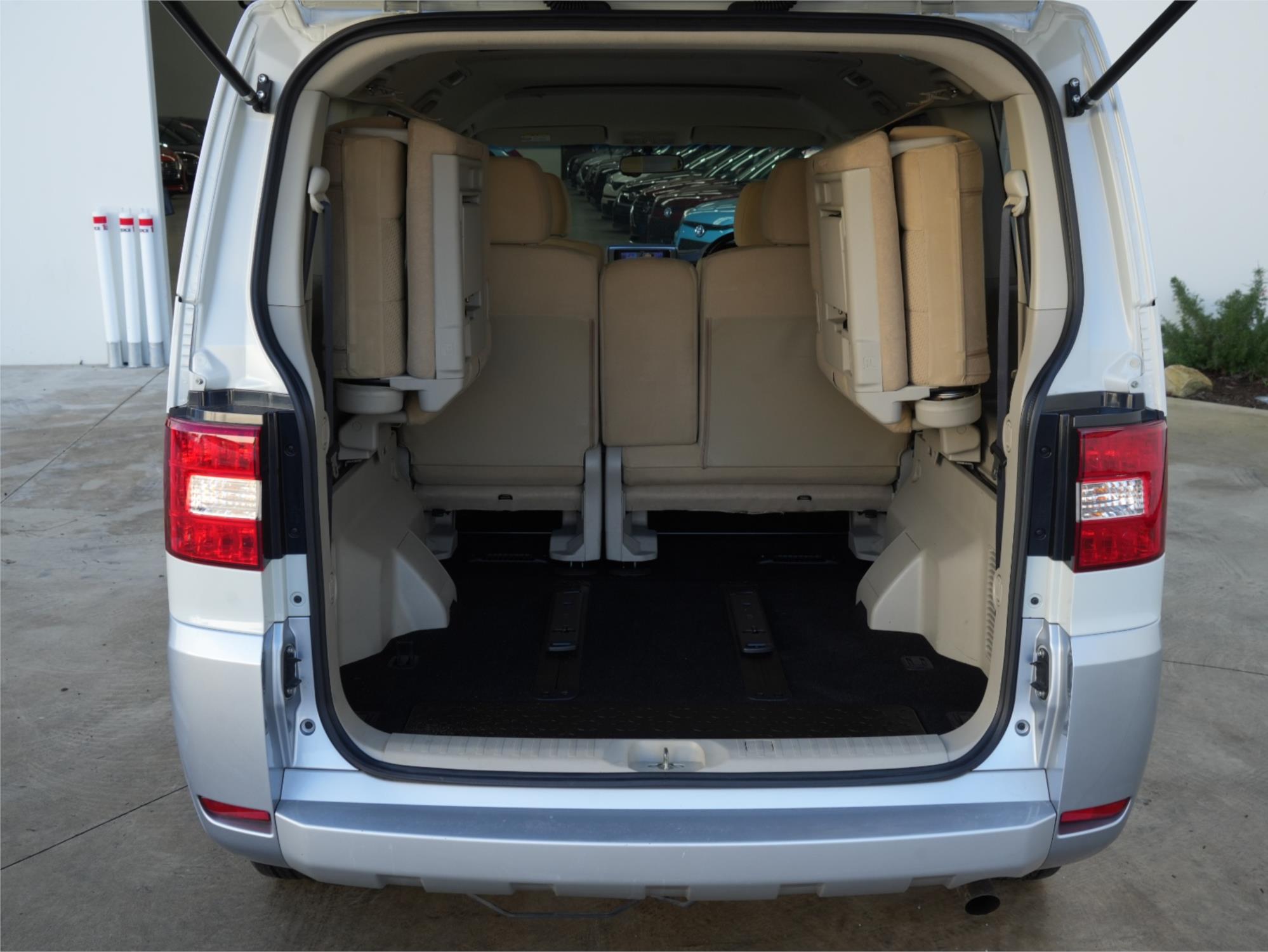 2012 MITSUBISHI DELICA CV5W D:5 CVT VAN