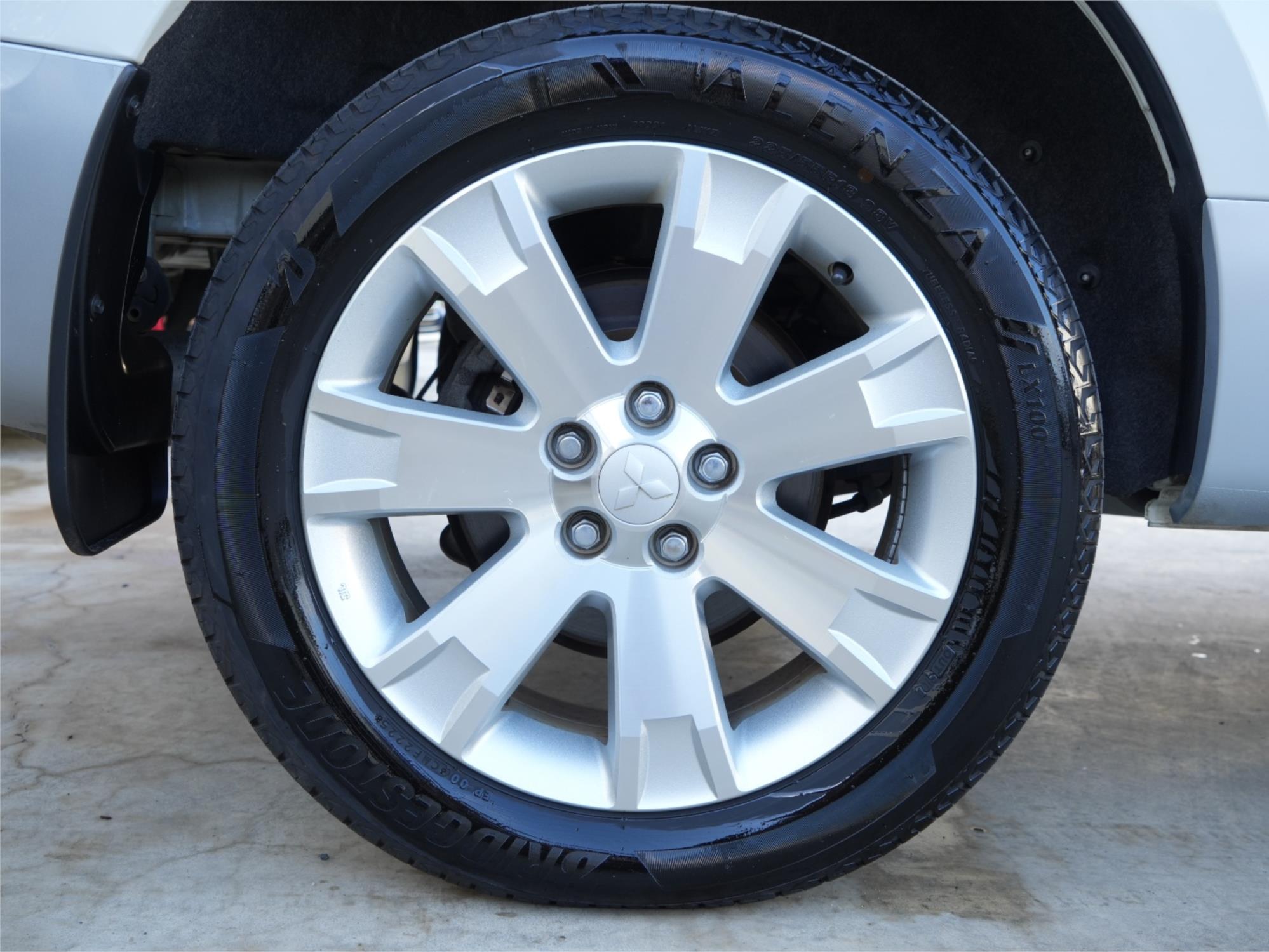 2012 MITSUBISHI DELICA CV5W D:5 CVT VAN