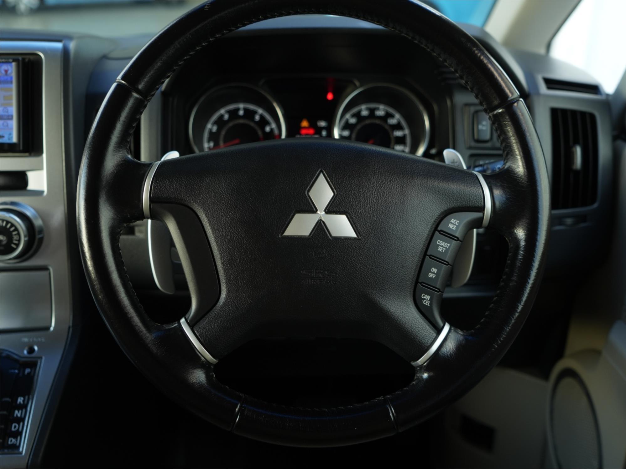 2012 MITSUBISHI DELICA CV5W D:5 CVT VAN