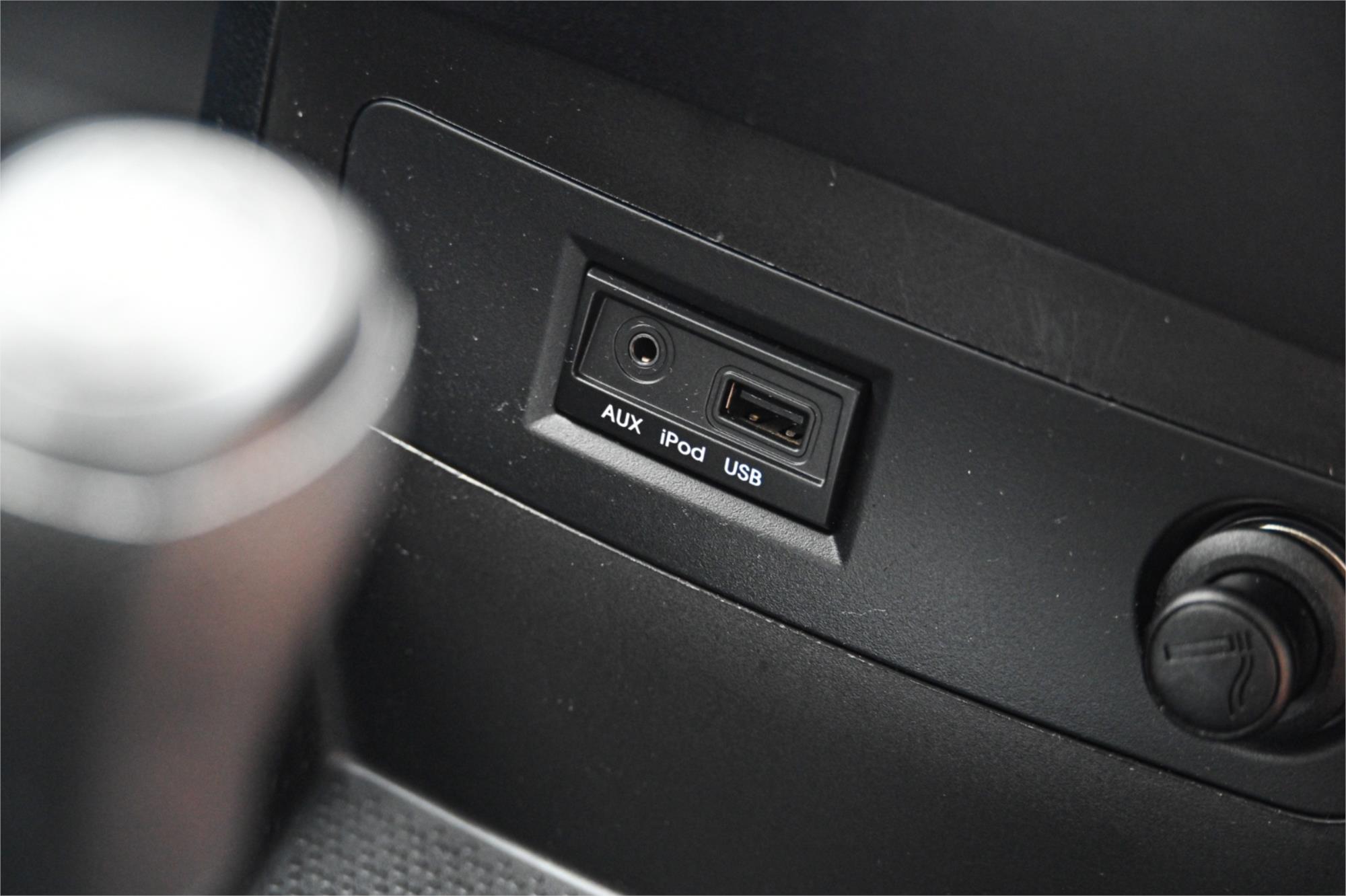 2010 HYUNDAI i20 PB ACTIVE 5 SP MANUAL 3D HATCHBACK
