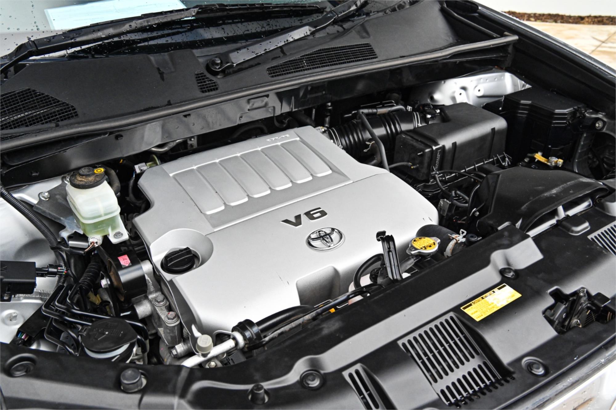 2010 TOYOTA KLUGER GSU40R GRANDE (FWD) 5 SP AUTOMATIC 4D WAGON
