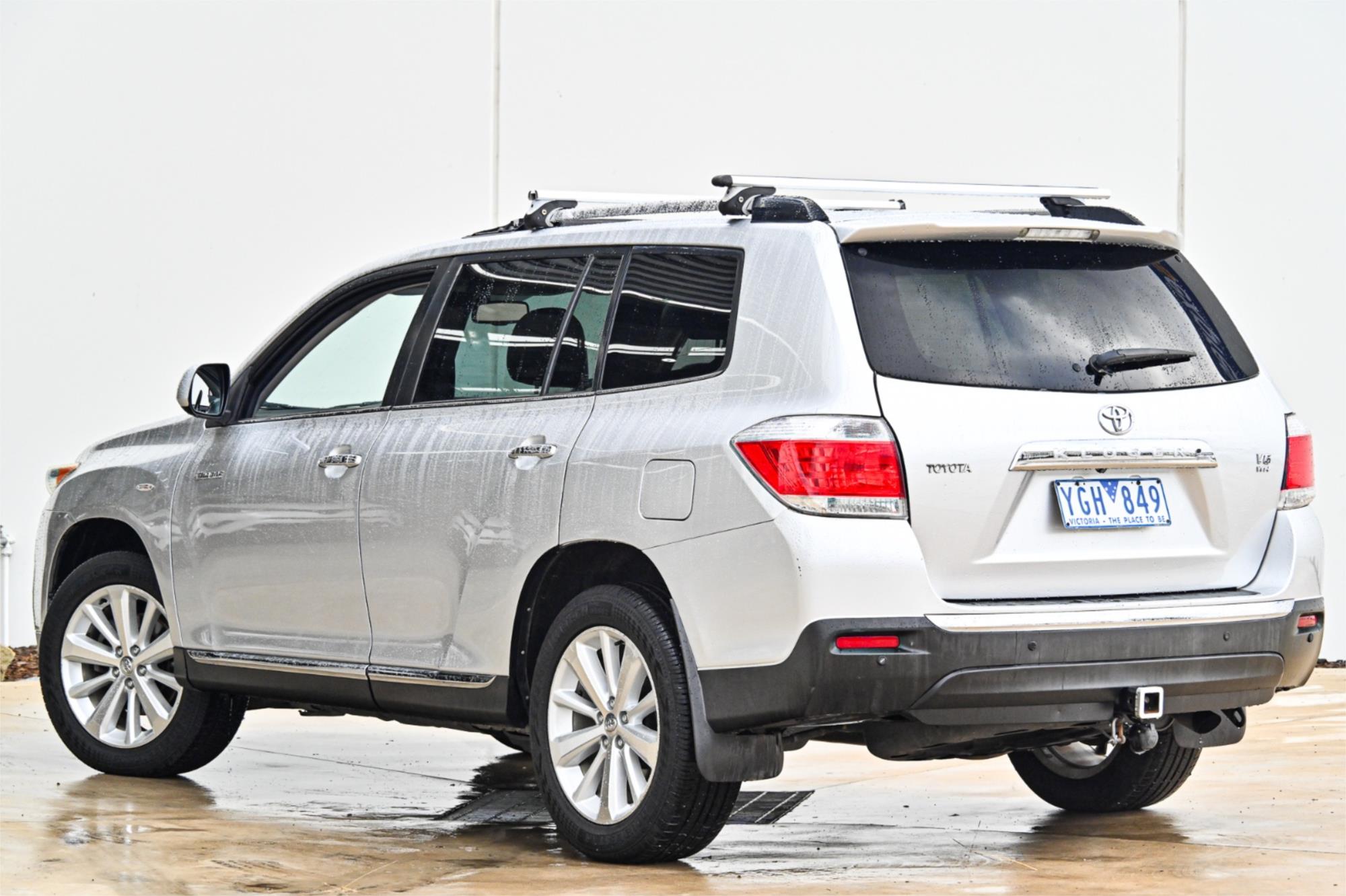 2010 TOYOTA KLUGER GSU40R GRANDE (FWD) 5 SP AUTOMATIC 4D WAGON