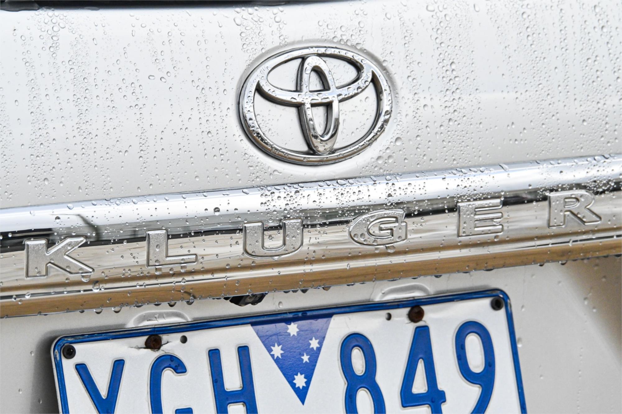 2010 TOYOTA KLUGER GSU40R GRANDE (FWD) 5 SP AUTOMATIC 4D WAGON