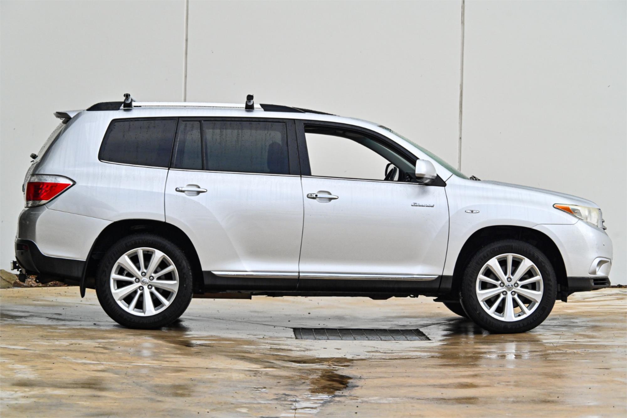 2010 TOYOTA KLUGER GSU40R GRANDE (FWD) 5 SP AUTOMATIC 4D WAGON