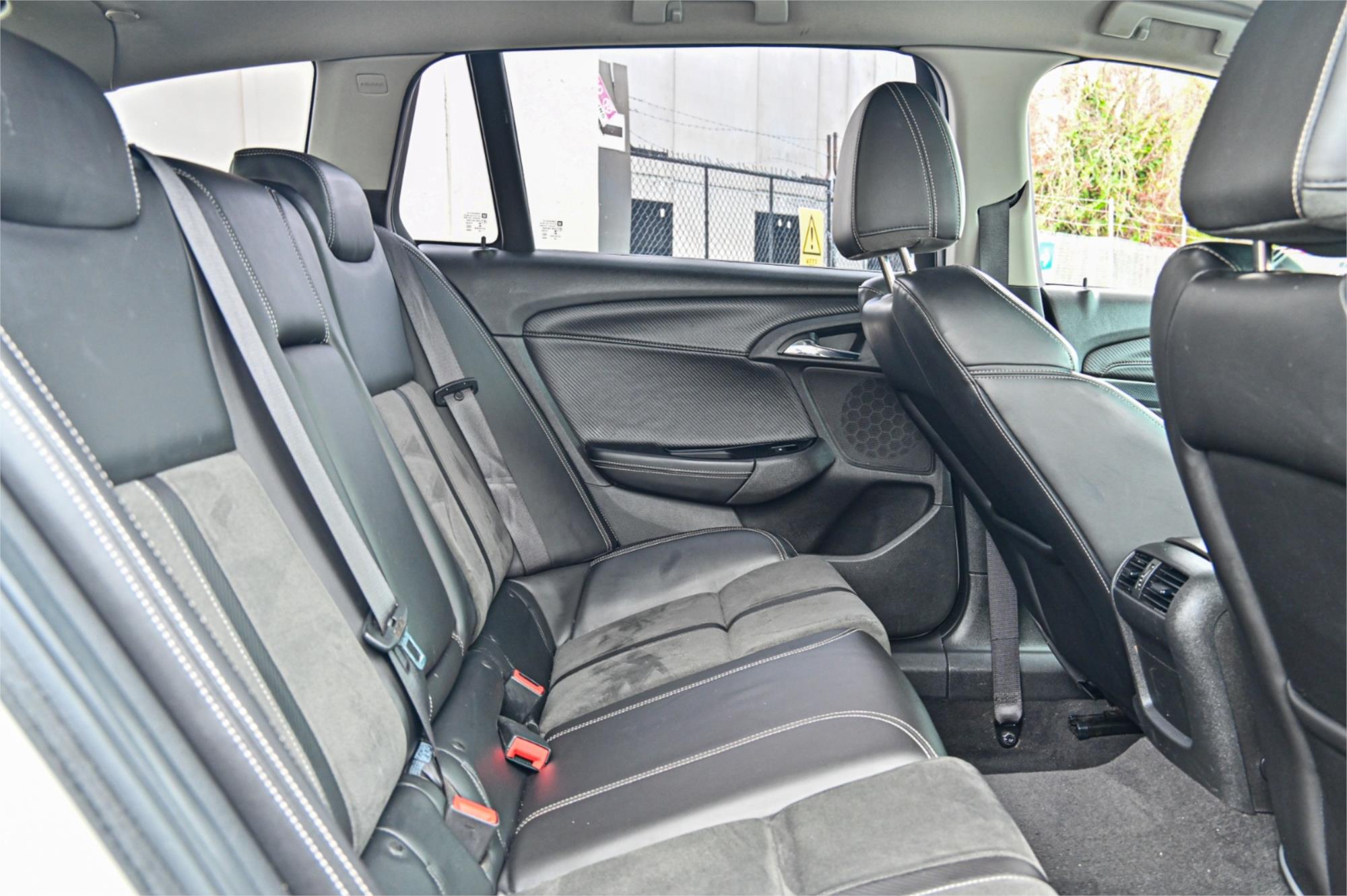 2017 HOLDEN COMMODORE VF II MY17 SV6 6 SP AUTOMATIC 4D SPORTWAGON