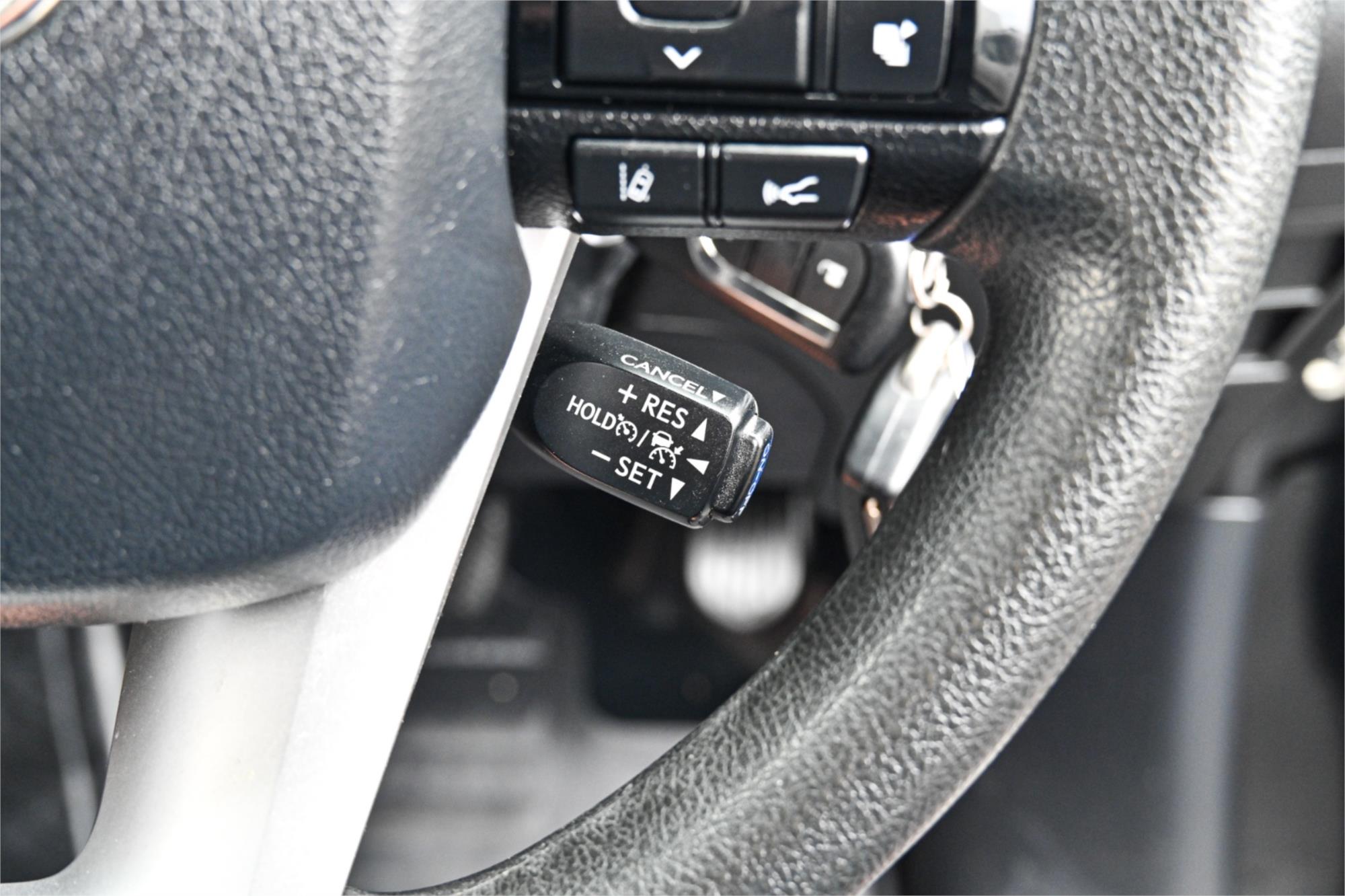 2022 TOYOTA HILUX TGN121R WORKMATE (4x2) 6 SP AUTOMATIC C/CHAS