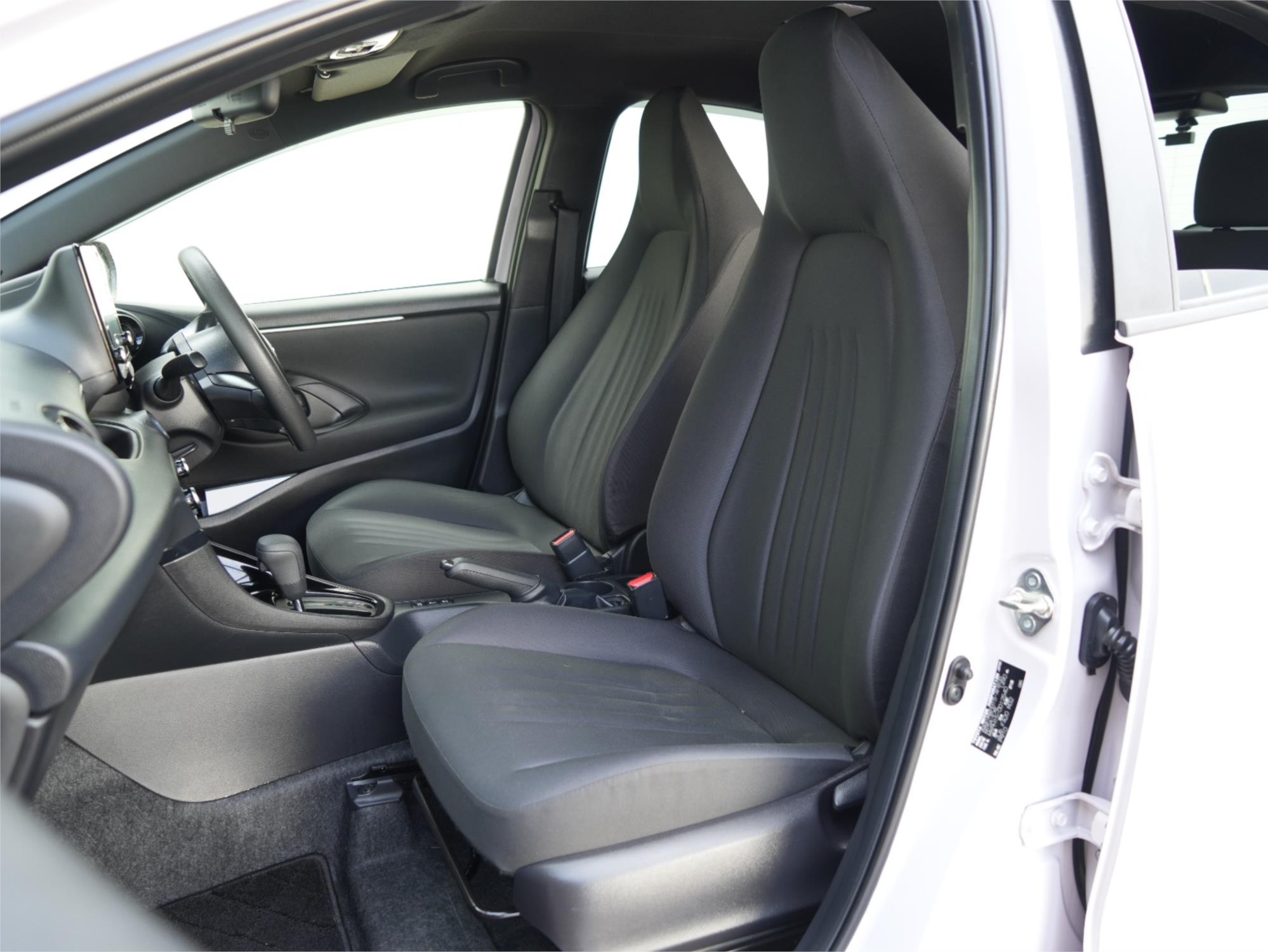 2021 TOYOTA YARIS CROSS MXPJ10R GX HYBRID CONTINUOUS VARIABLE 4D WAGON