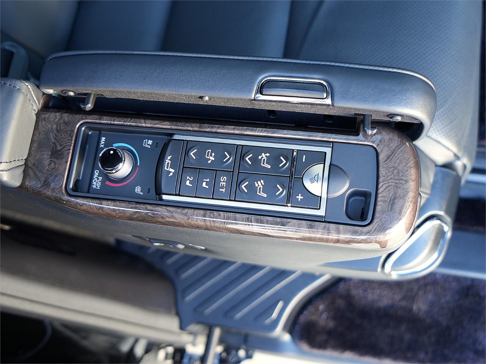 2021 TOYOTA ALPHARD AYH30W EXECUTIVE LOUNGE S CONTINUOUS VARIABLE WAGON
