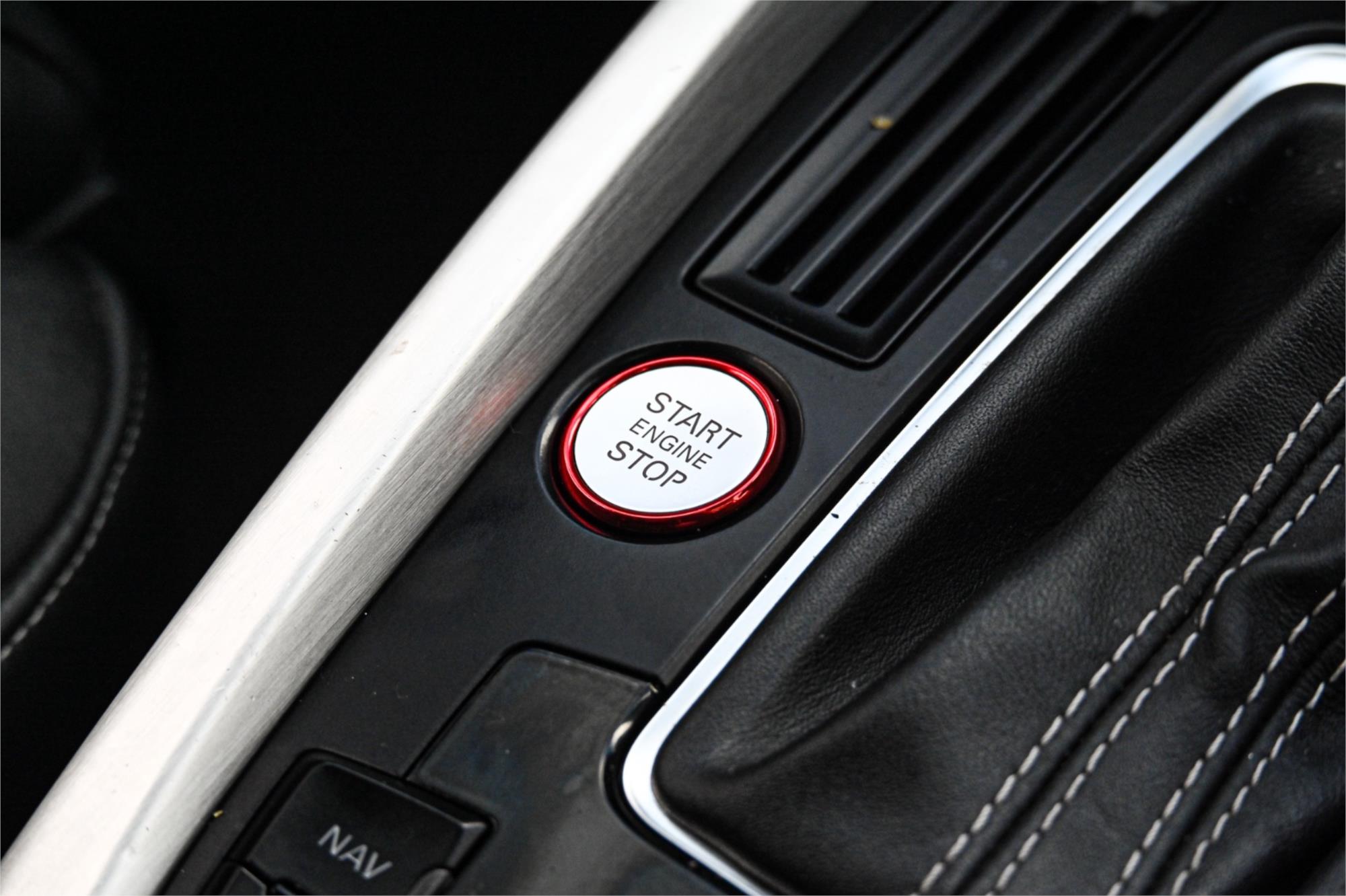 2013 AUDI SQ5 8R 3.0 TDI QUATTRO 8 SP AUTOMATIC 5D WAGON
