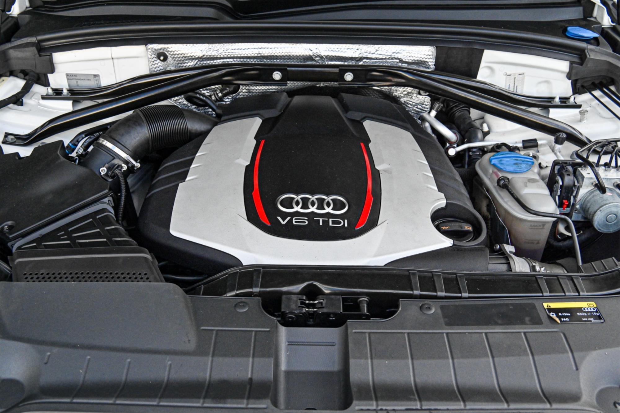2013 AUDI SQ5 8R 3.0 TDI QUATTRO 8 SP AUTOMATIC 5D WAGON