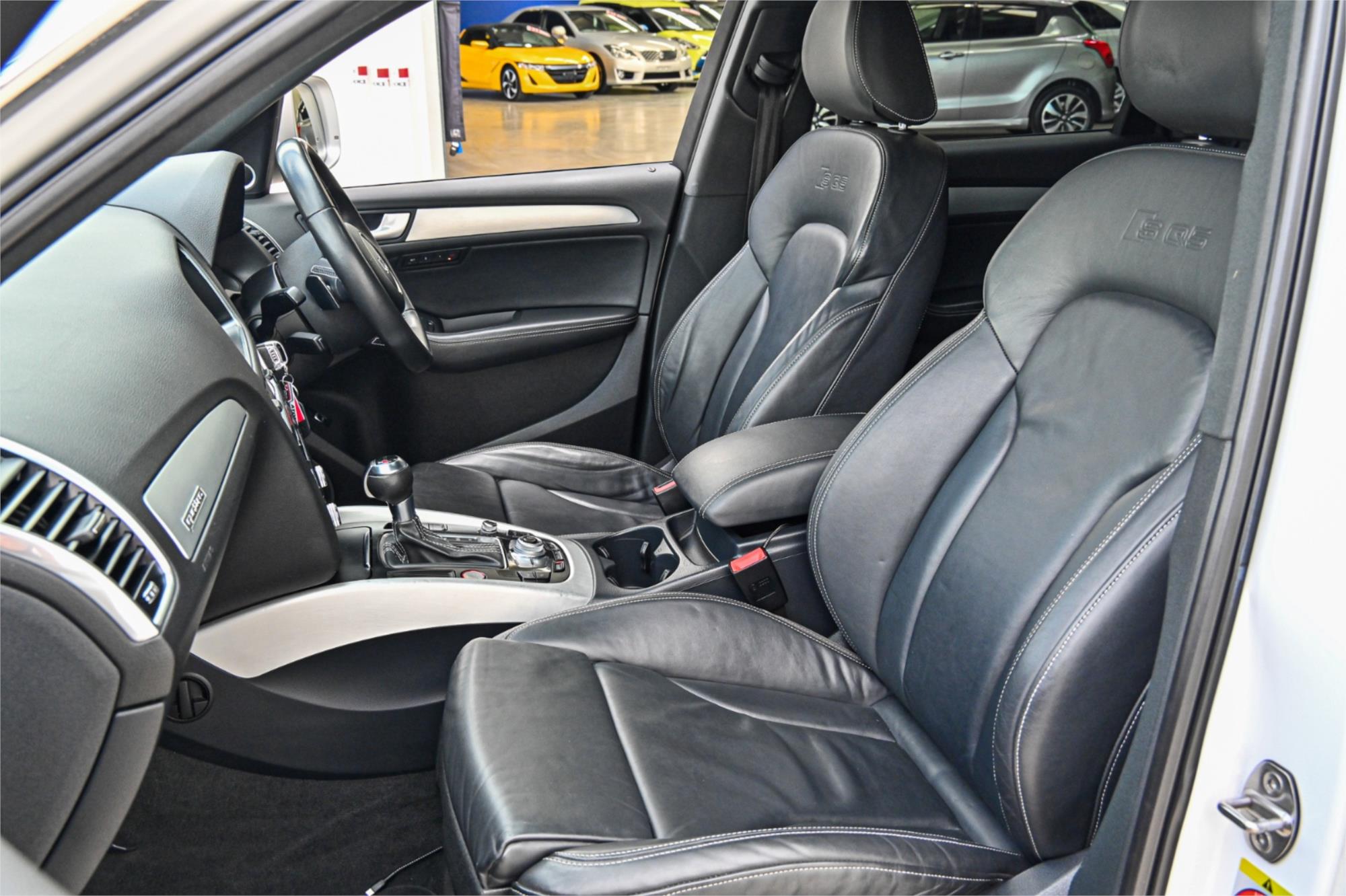2013 AUDI SQ5 8R 3.0 TDI QUATTRO 8 SP AUTOMATIC 5D WAGON