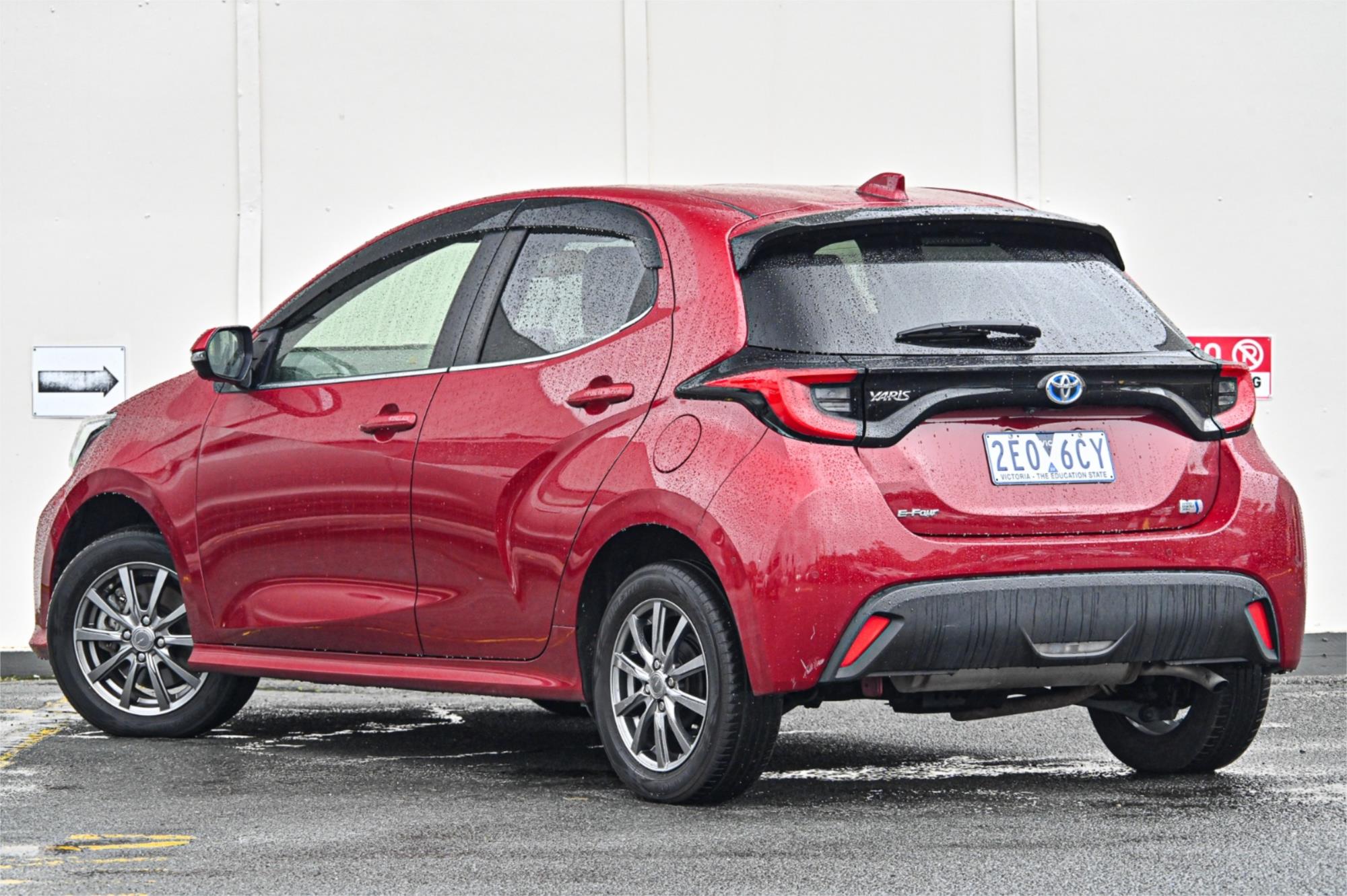 2020 TOYOTA YARIS MXPH15 HYBRID G CONTINUOUS VARIABLE 5D HATCHBACK