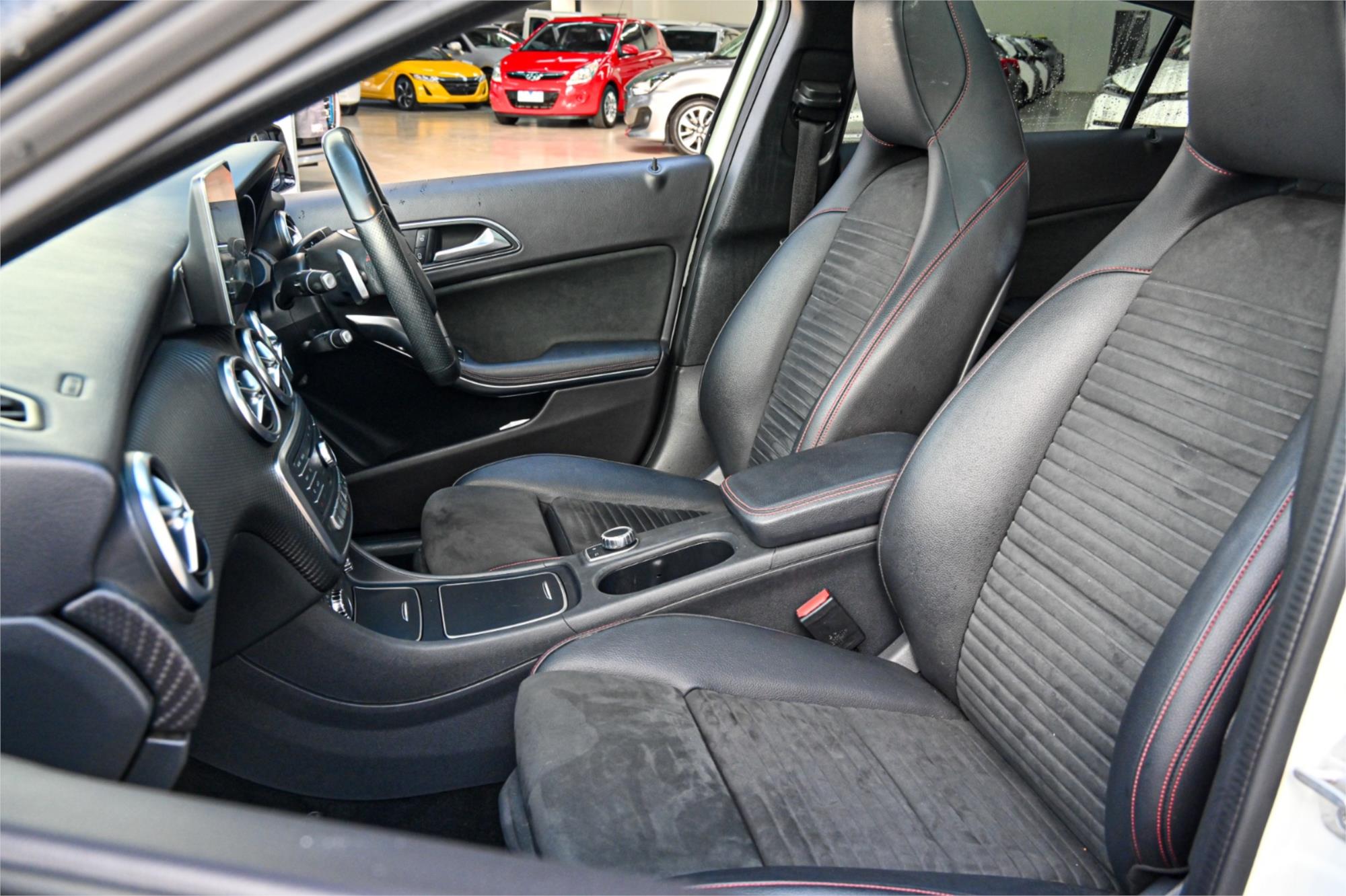 2017 MERCEDES-BENZ A200 176 MY17 7 SP AUTOMATIC 5D HATCHBACK