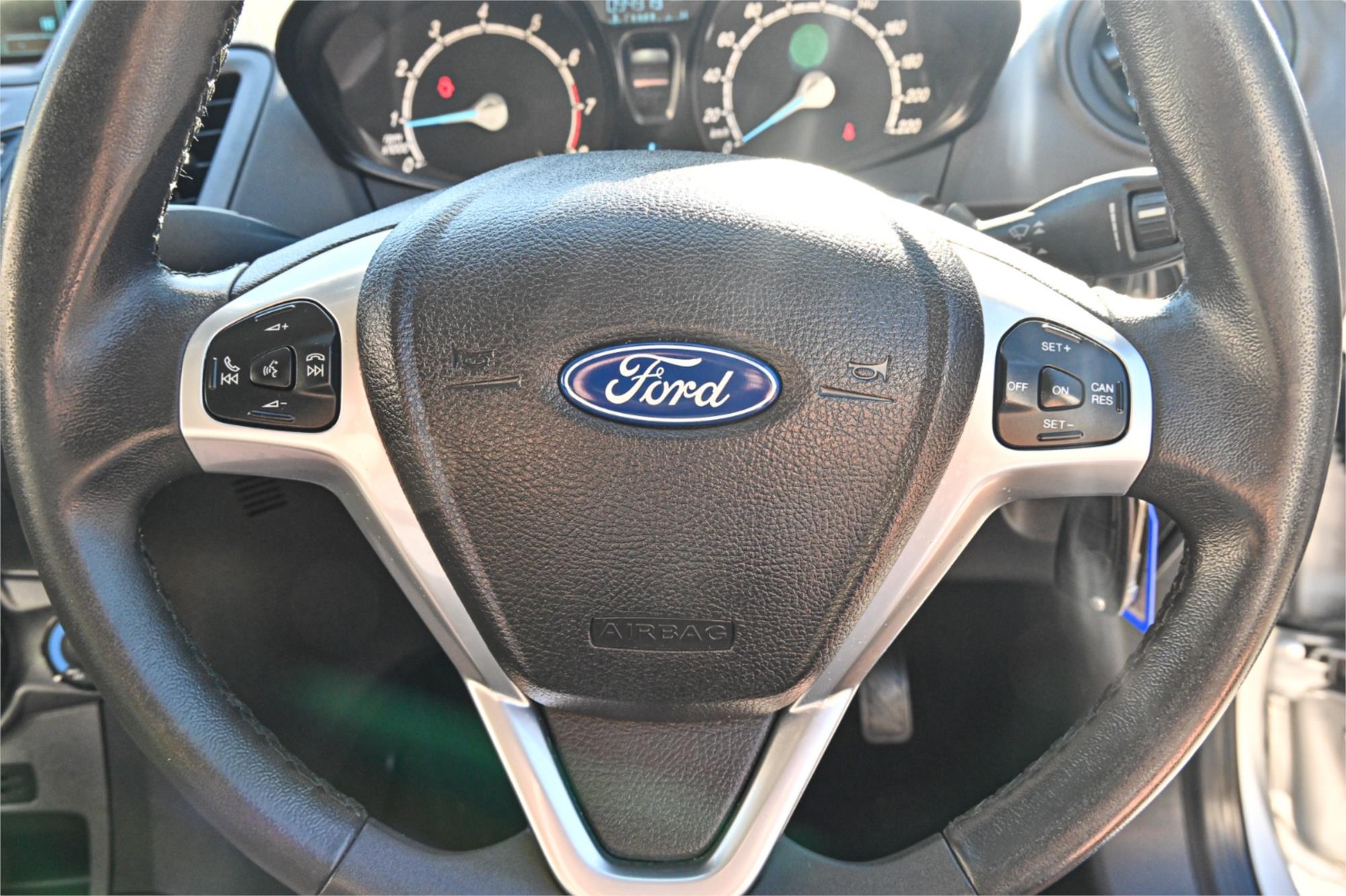 2013 FORD FIESTA WZ AMBIENTE 6 SP AUTOMATIC 5D HATCHBACK