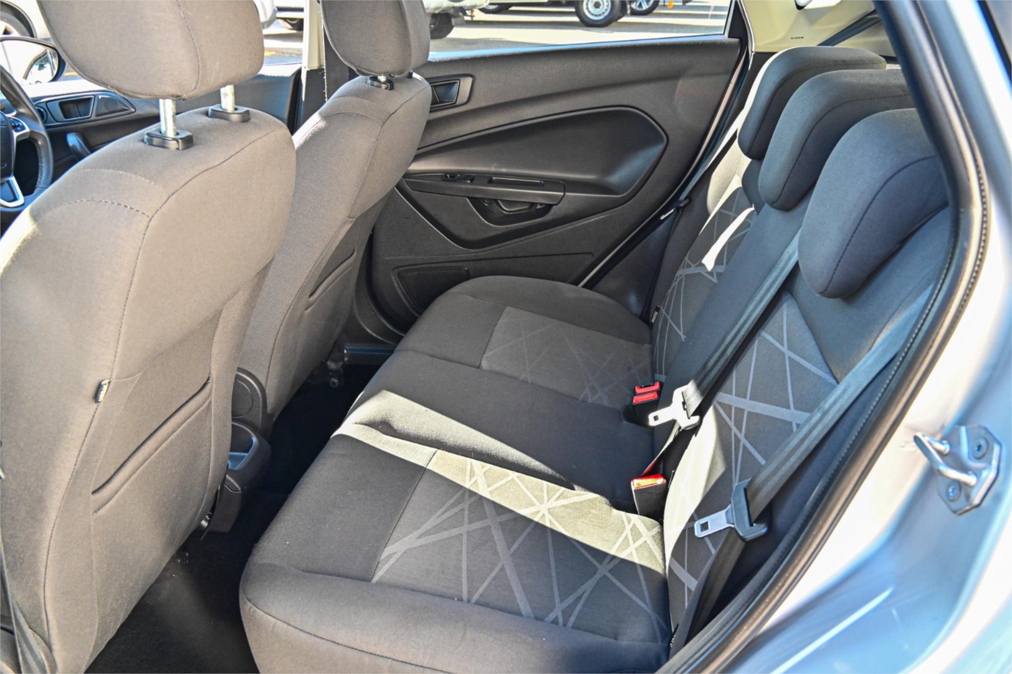2013 FORD FIESTA WZ AMBIENTE 6 SP AUTOMATIC 5D HATCHBACK