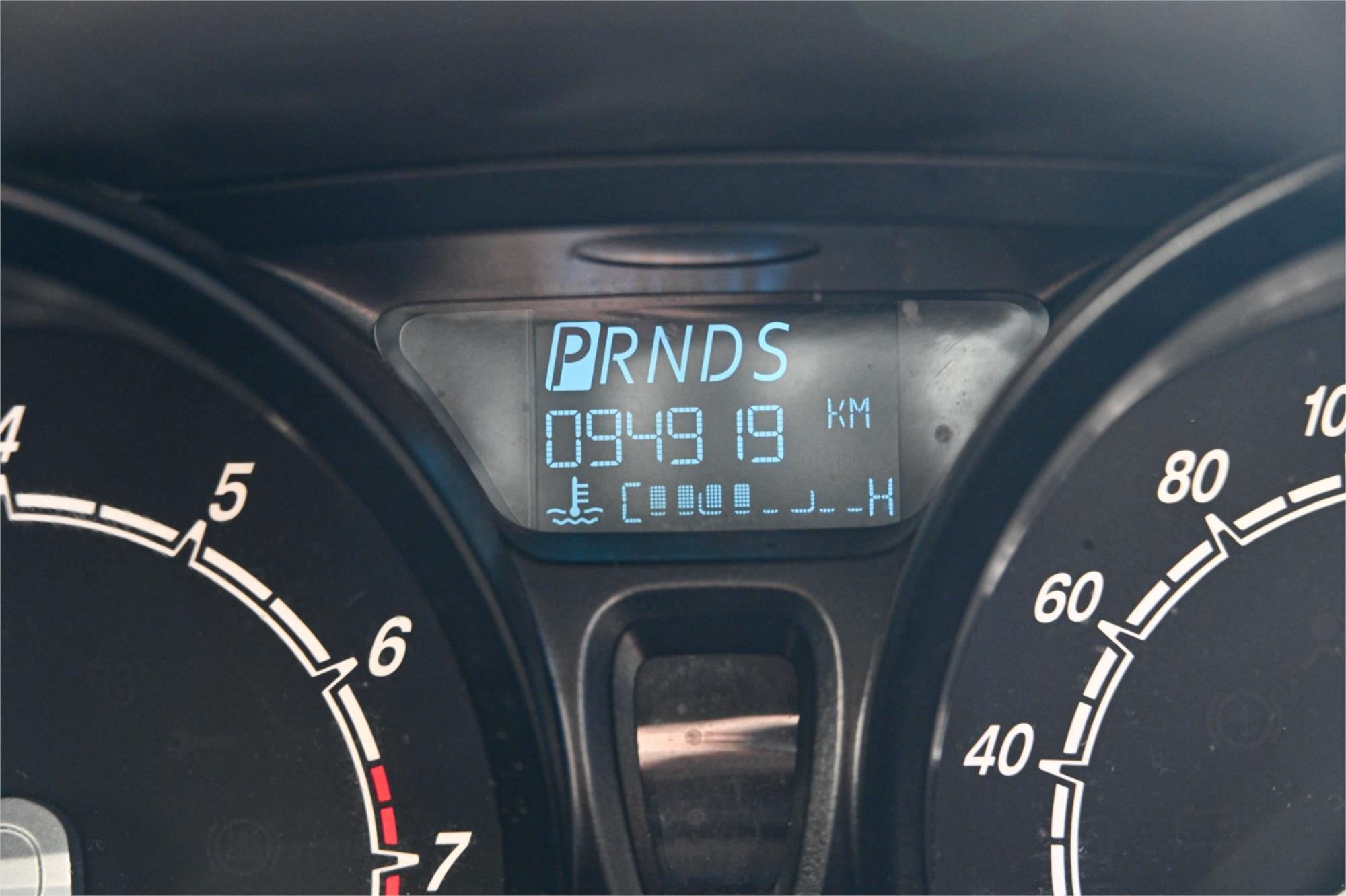 2013 FORD FIESTA WZ AMBIENTE 6 SP AUTOMATIC 5D HATCHBACK