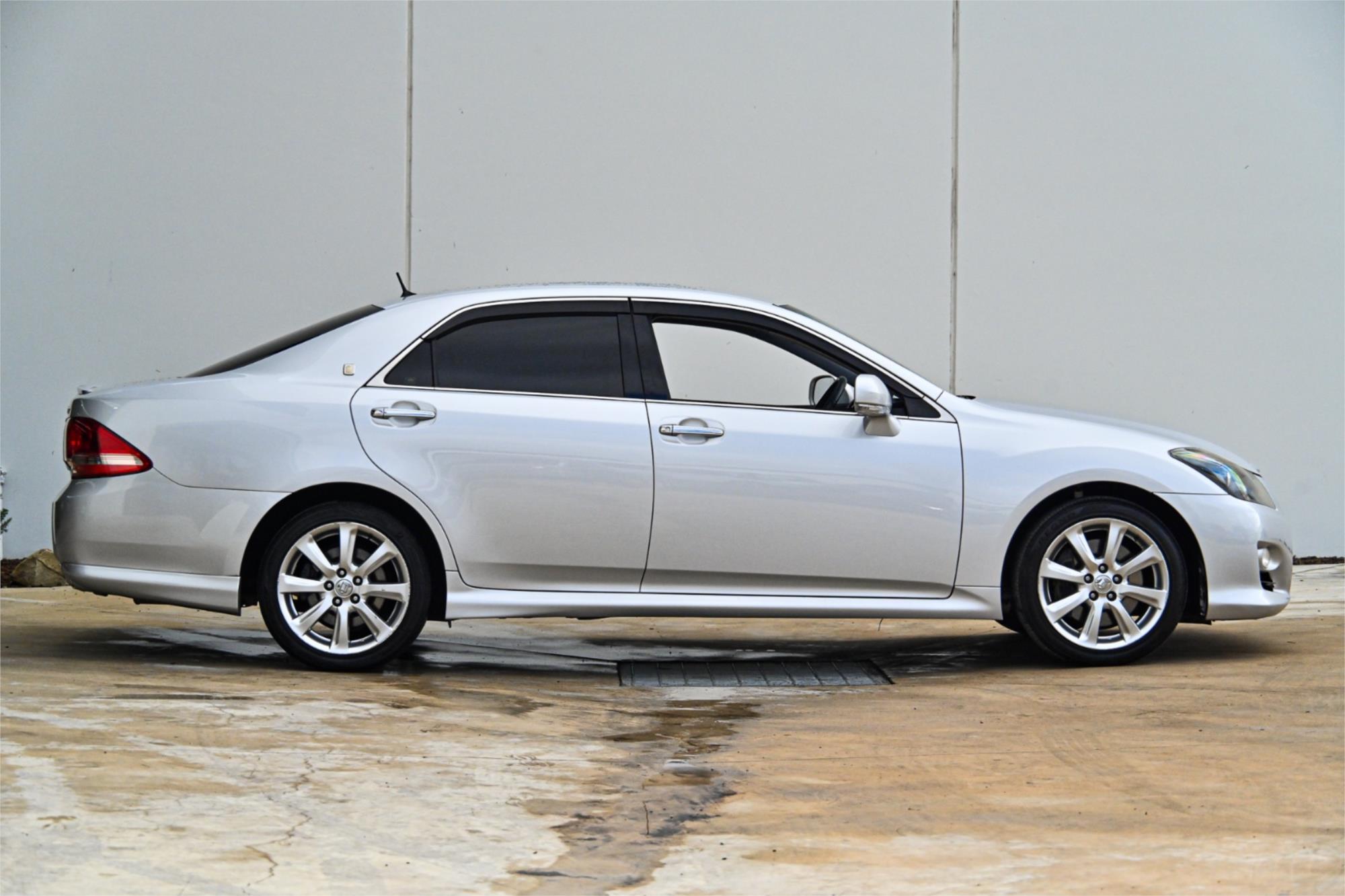 2010 TOYOTA CROWN GRS204 ATHLETE AUTOMATIC 4D SEDAN