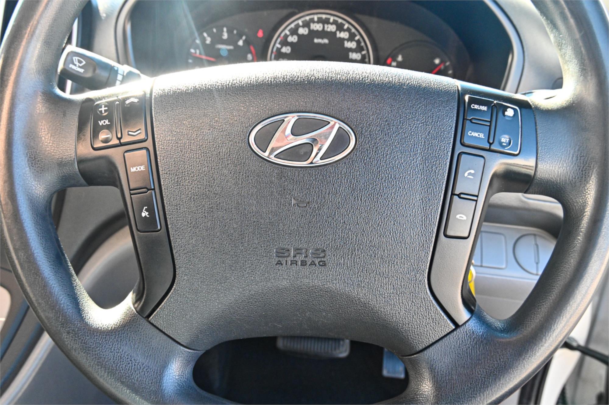 2018 HYUNDAI iLOAD TQ4 MY19 6S TWIN SWING 5 SP AUTOMATIC 4D CREW VAN