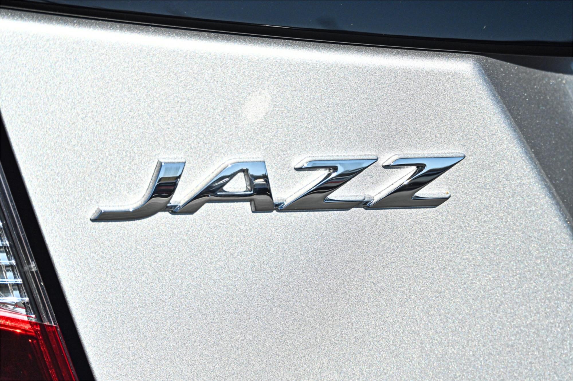 2014 HONDA JAZZ GK MY15 VTi CONTINUOUS VARIABLE 5D HATCHBACK